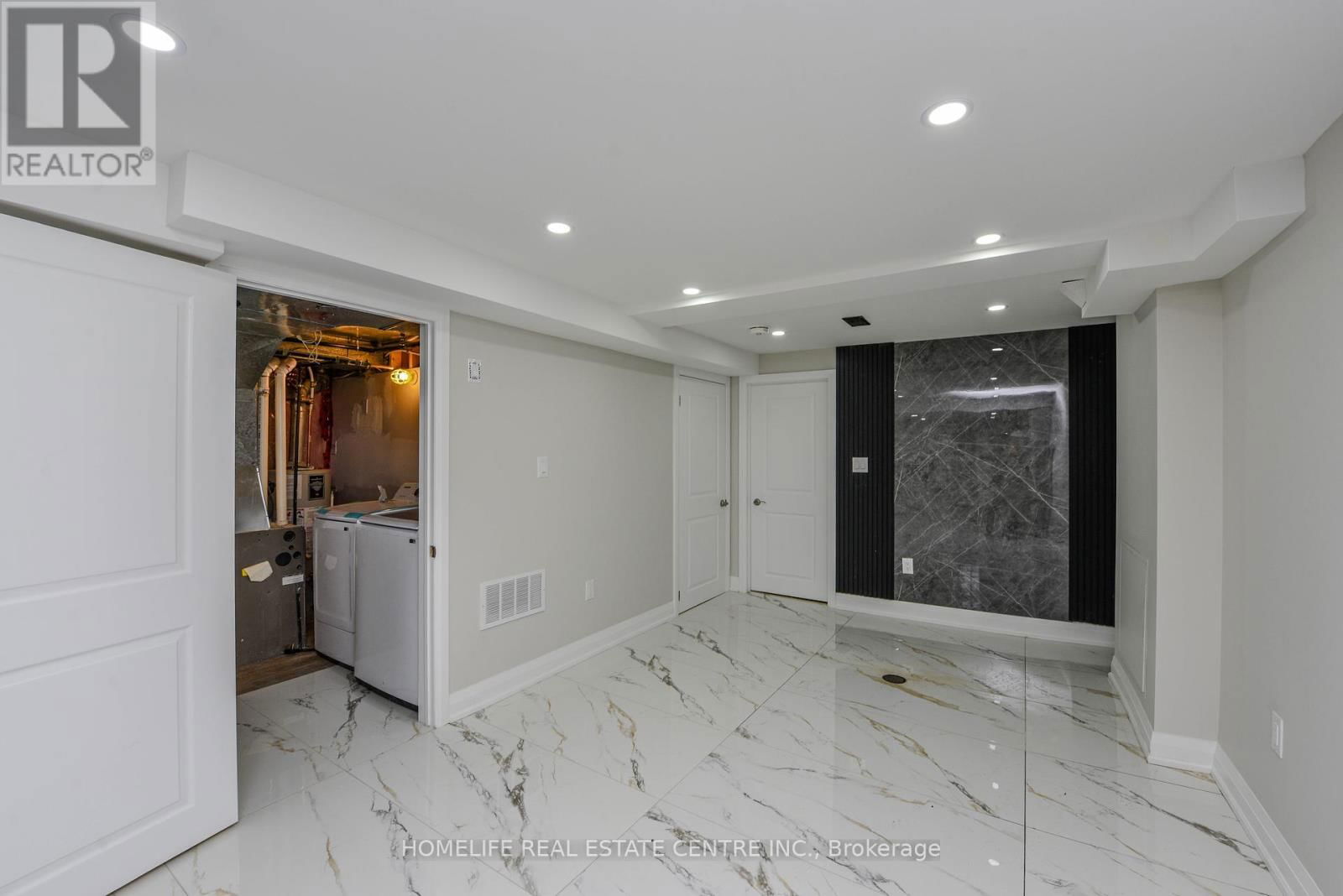 48 DAFOE CRESCENT Image 41