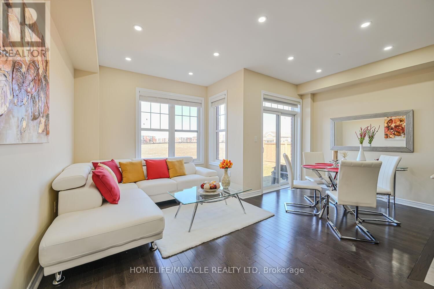 26 HOGAN MANOR DRIVE Image 10