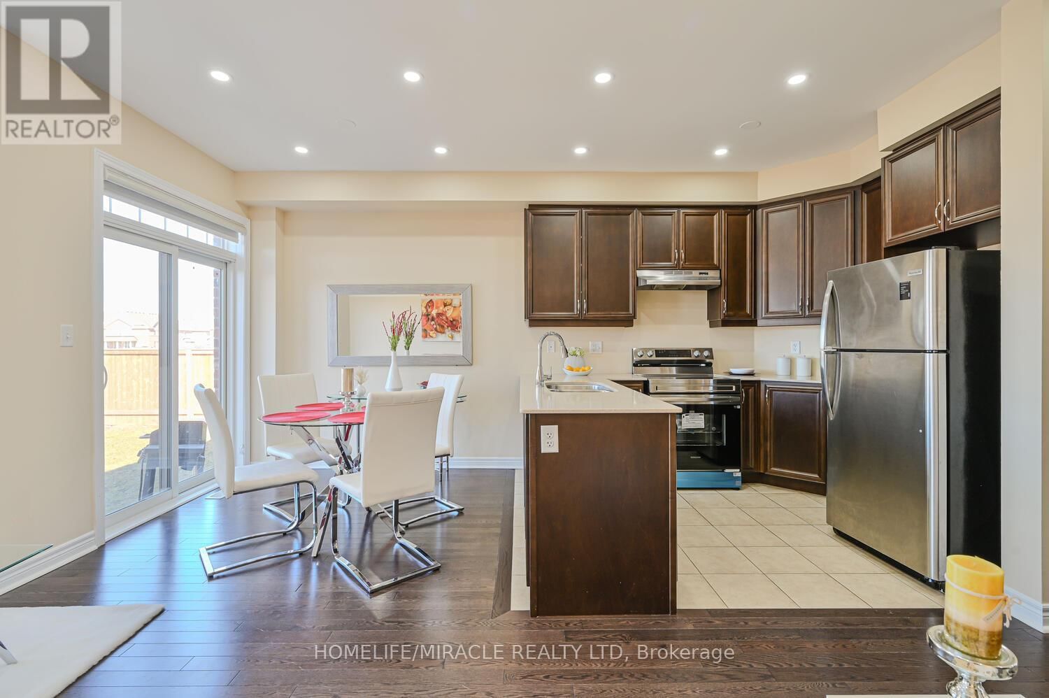 26 HOGAN MANOR DRIVE Image 14