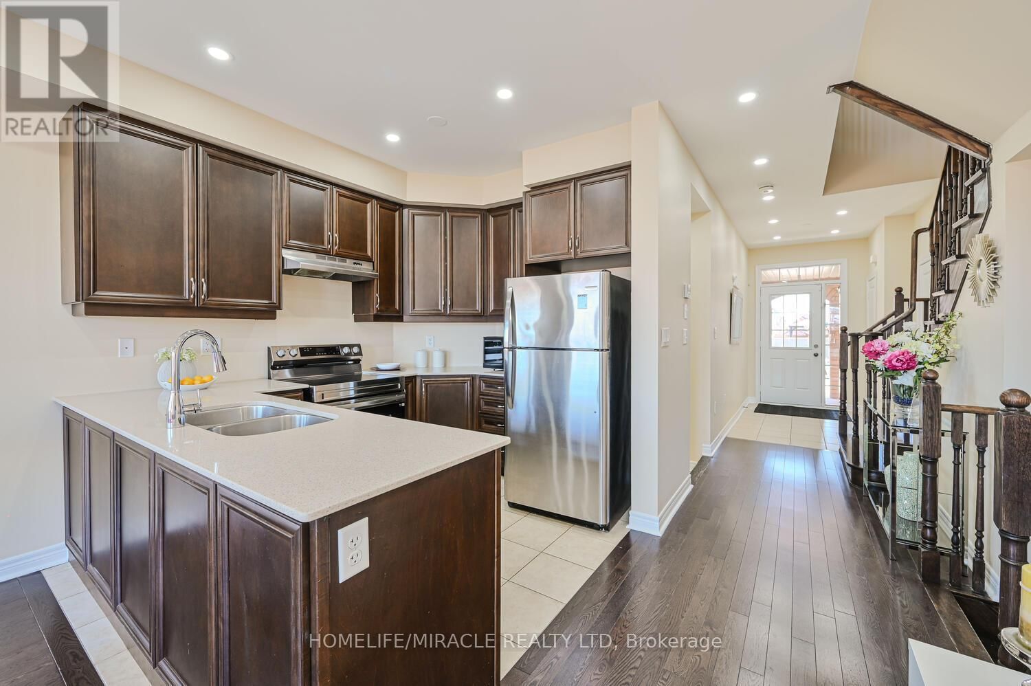 26 HOGAN MANOR DRIVE Image 16