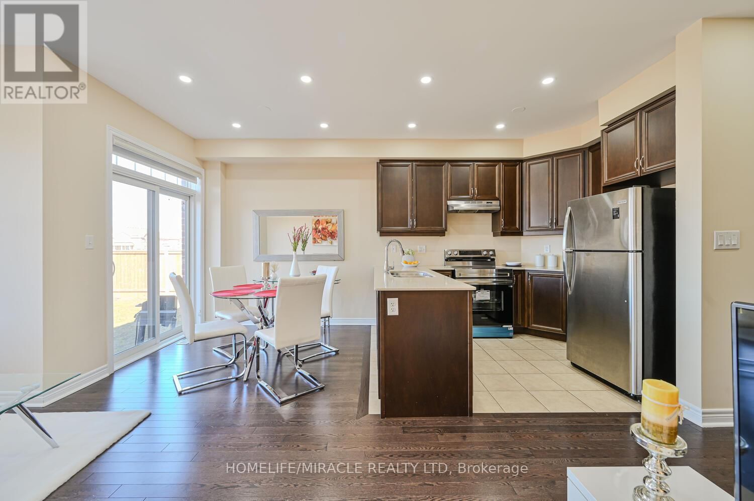 26 HOGAN MANOR DRIVE Image 19