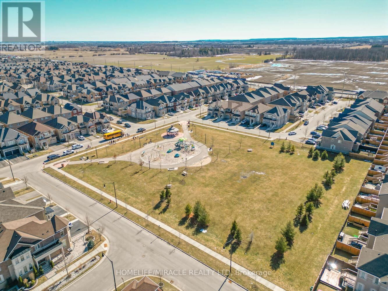 26 HOGAN MANOR DRIVE Image 3