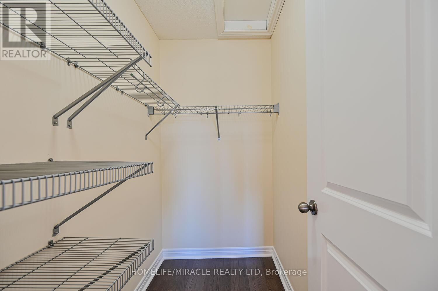 26 HOGAN MANOR DRIVE Image 35