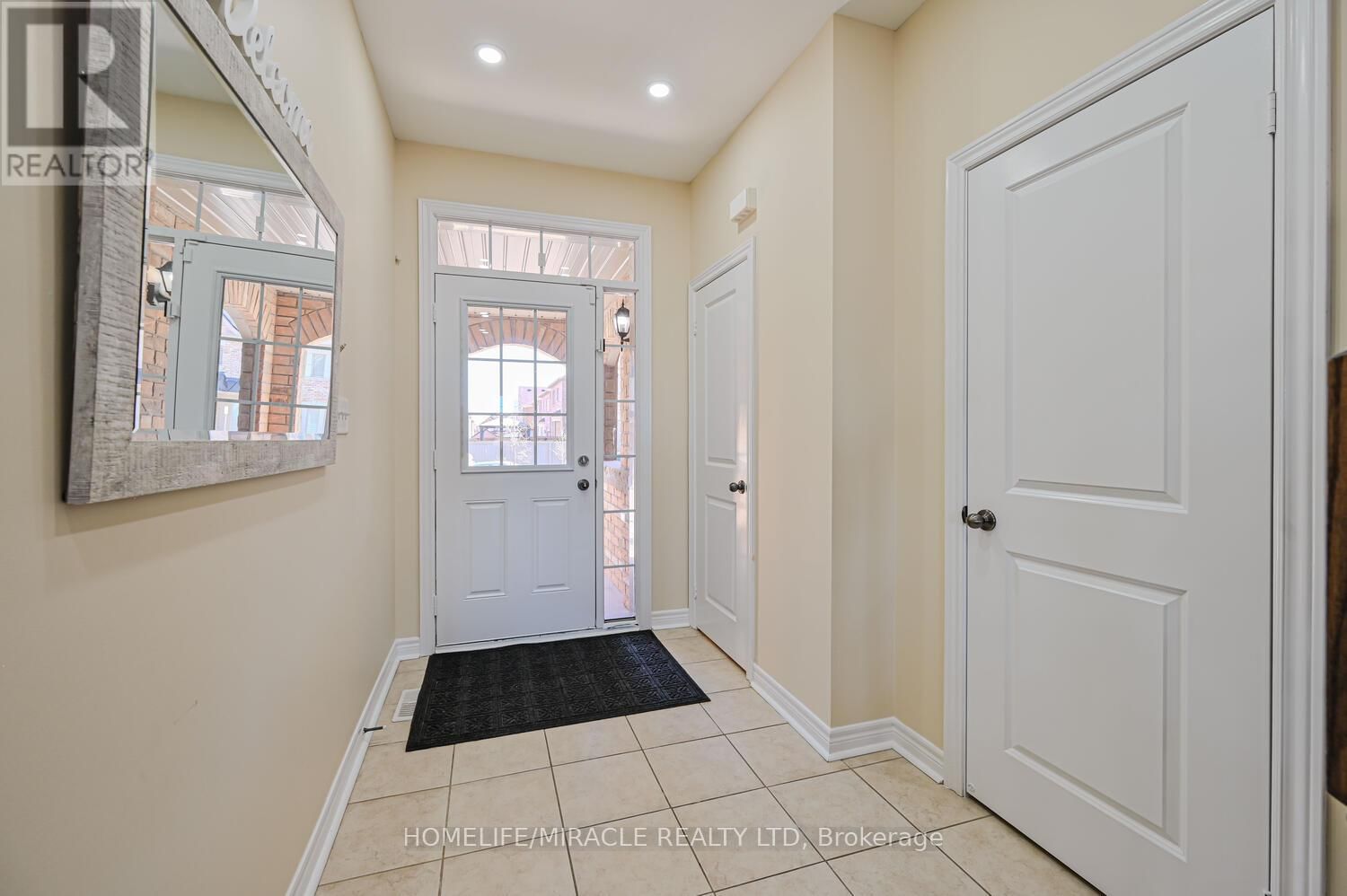 26 HOGAN MANOR DRIVE Image 7