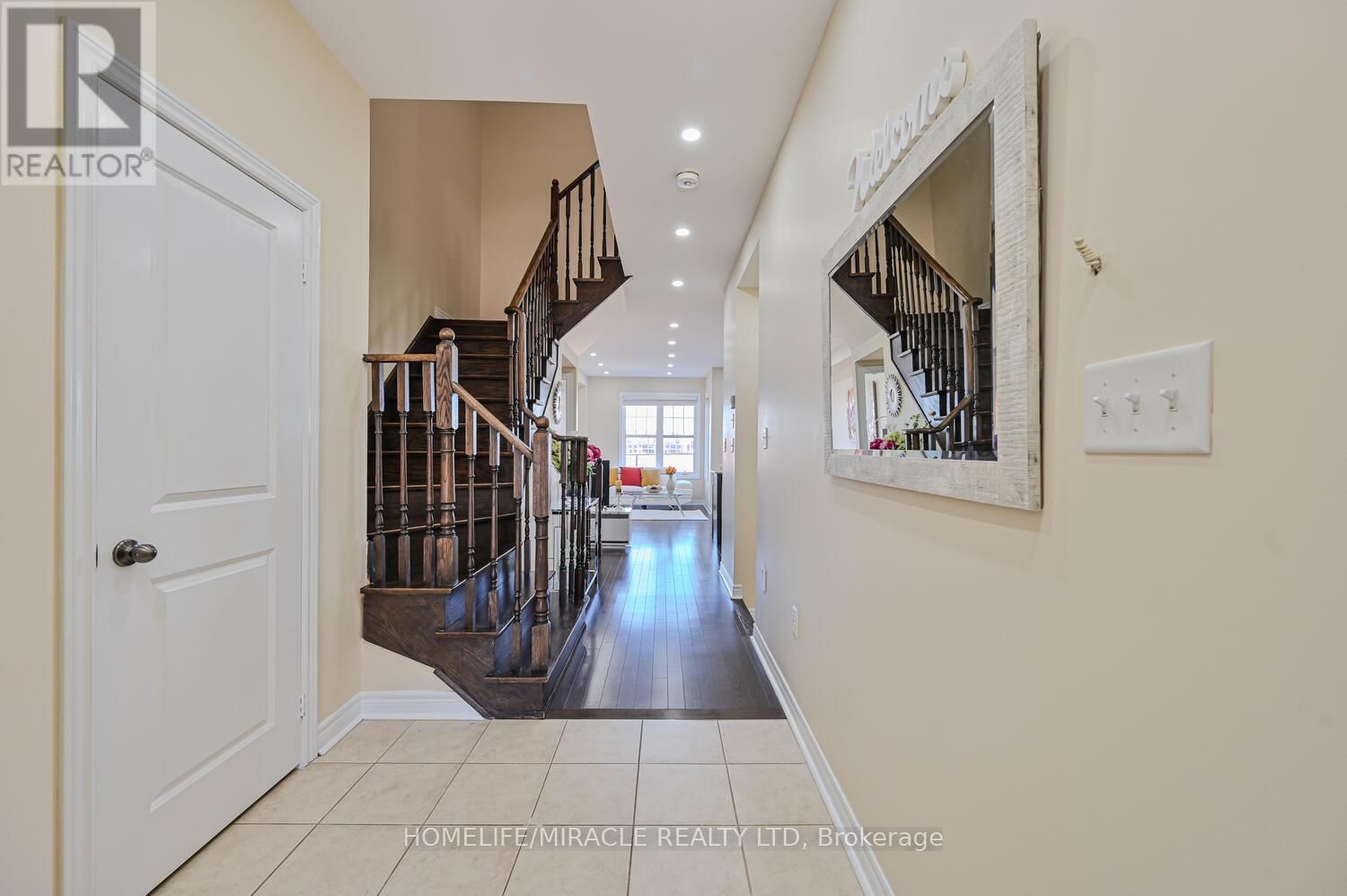 26 HOGAN MANOR DRIVE Image 8