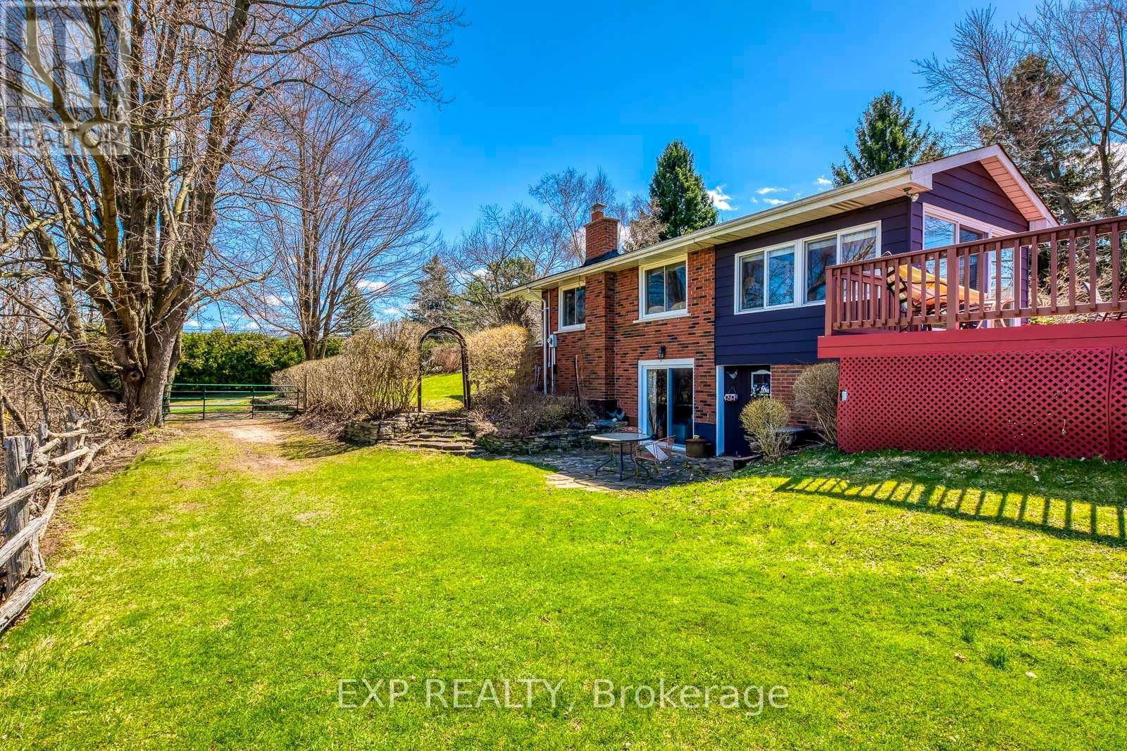 1215 BRITANNIA ROAD Image 18
