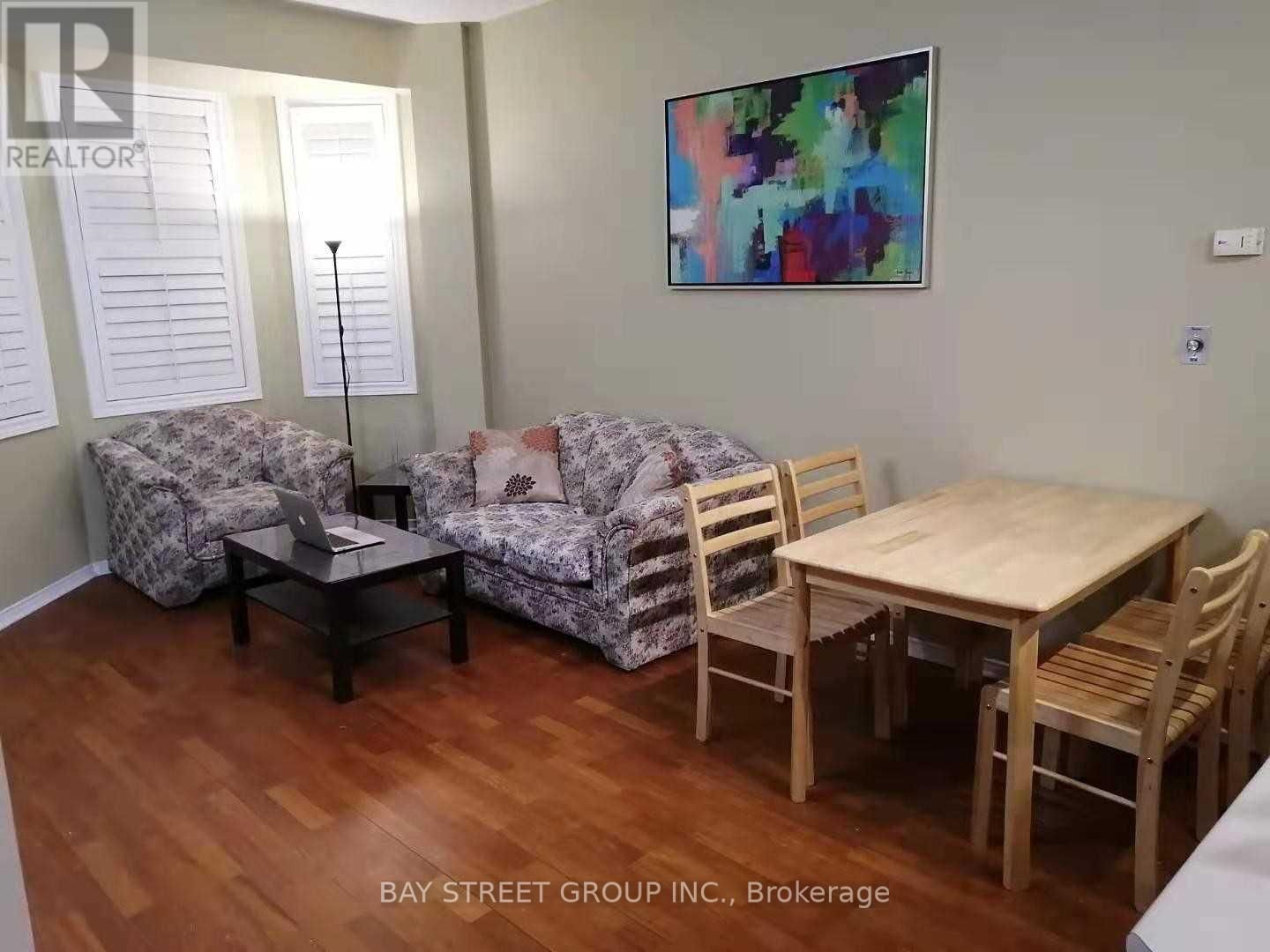 87 - 760 LAWRENCE AVENUE WEST Image 3