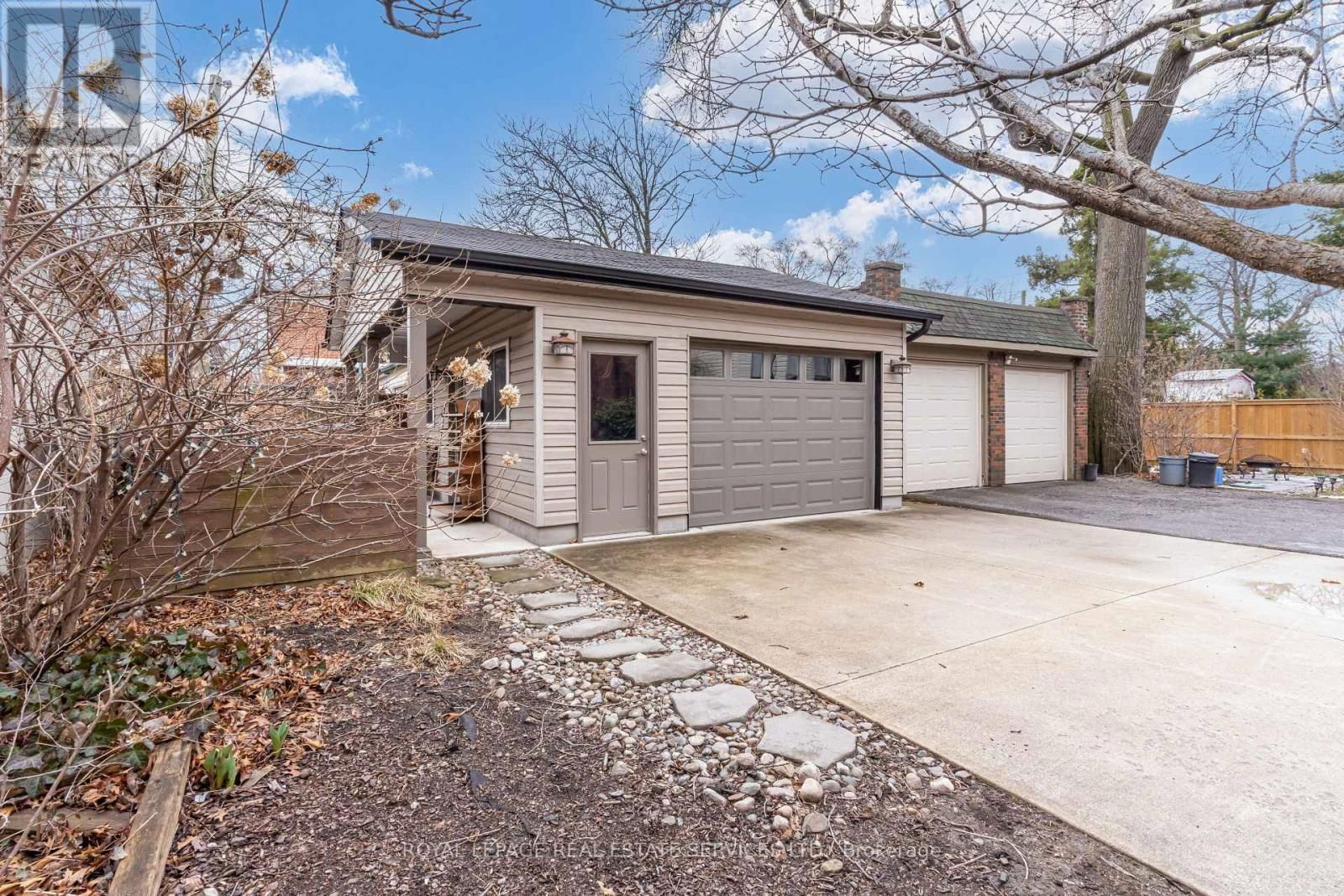 201 ST. JOHNS ROAD Image 24