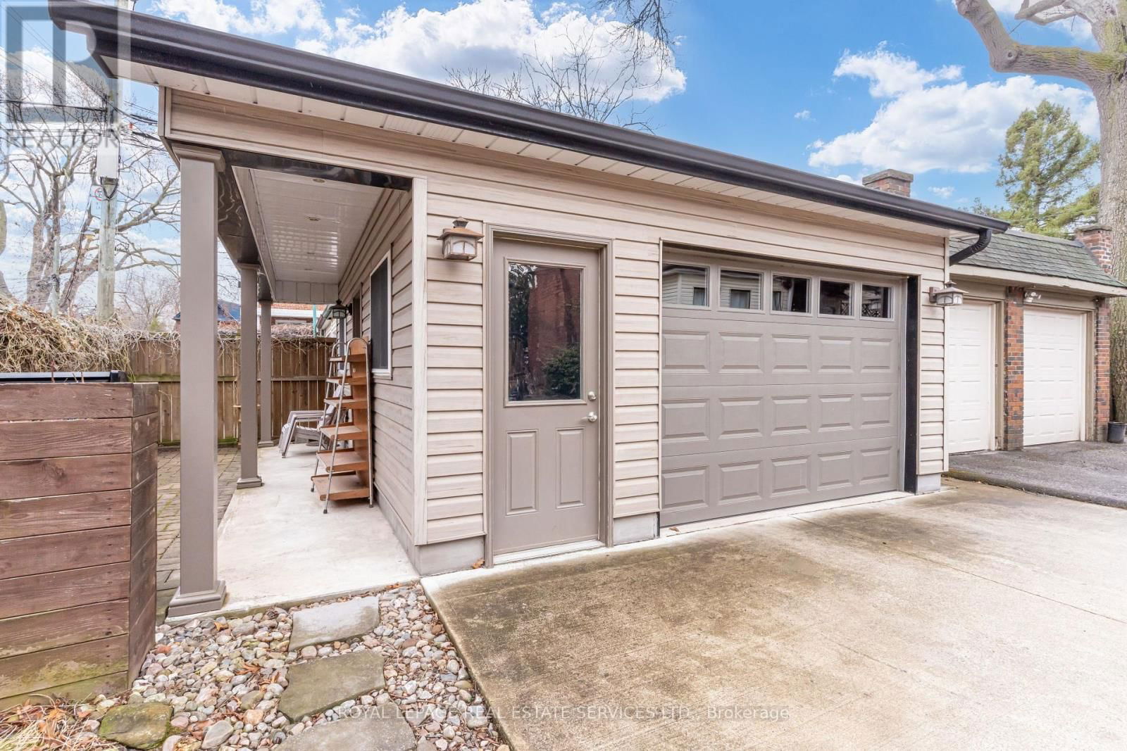 201 ST. JOHNS ROAD Image 25