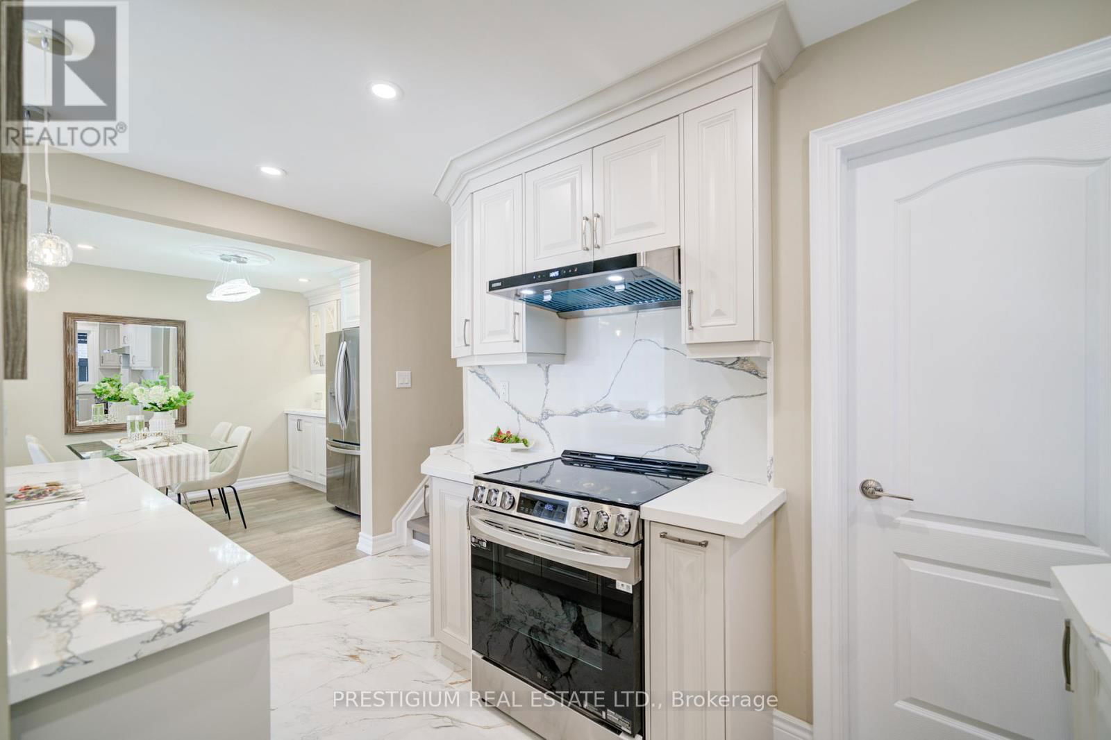 6 WILLIS DRIVE Image 23