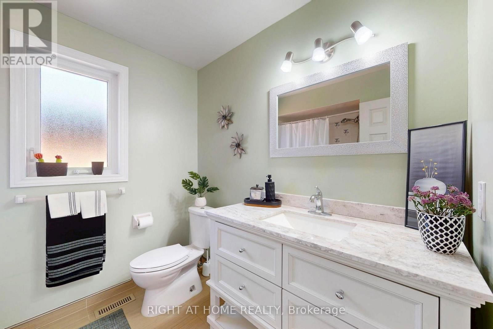 1329 SWEETBIRCH COURT Image 17