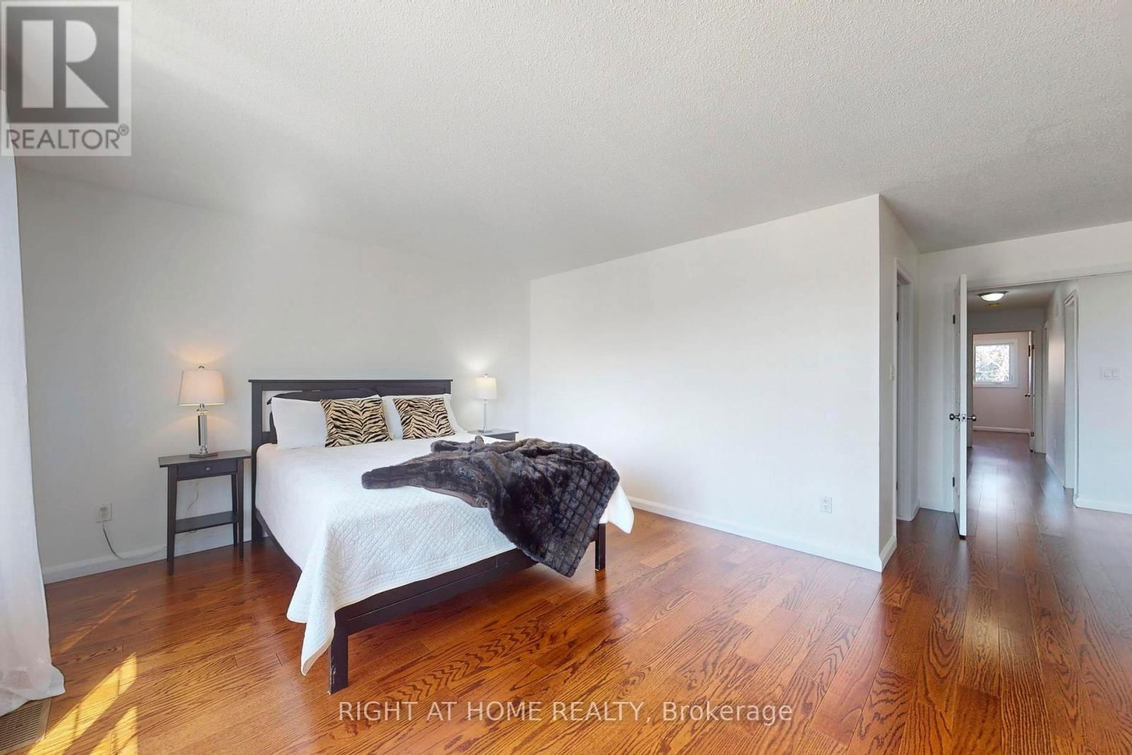 1329 SWEETBIRCH COURT Image 23