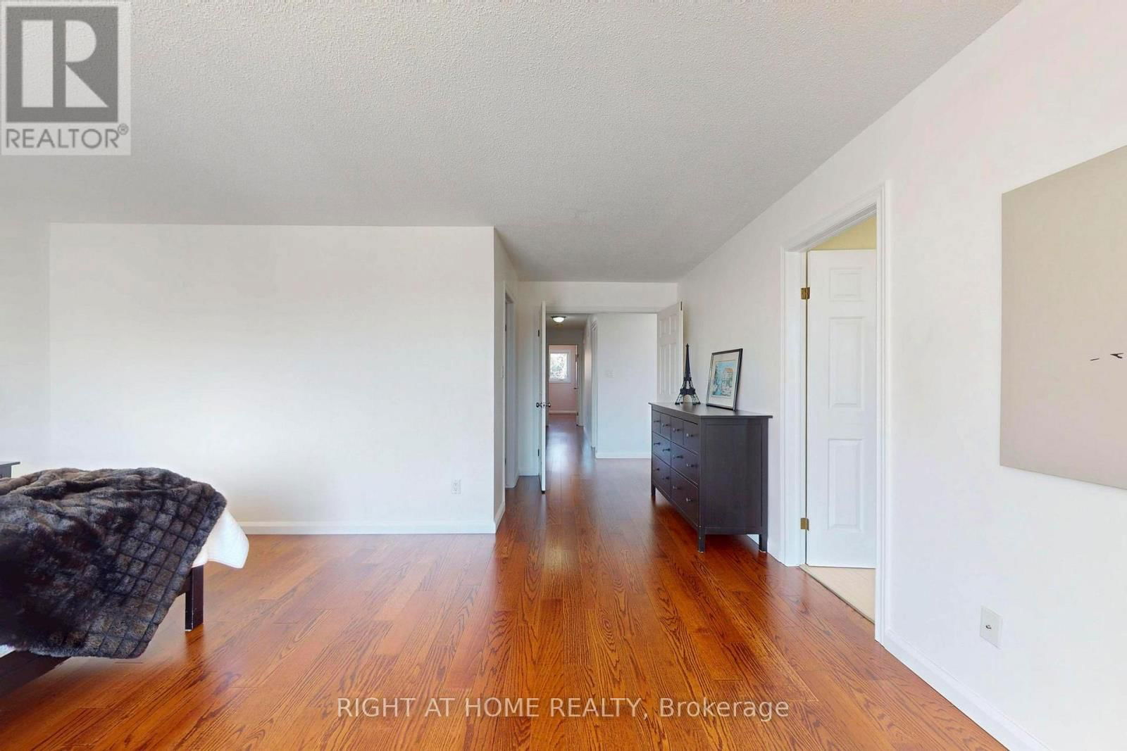 1329 SWEETBIRCH COURT Image 24