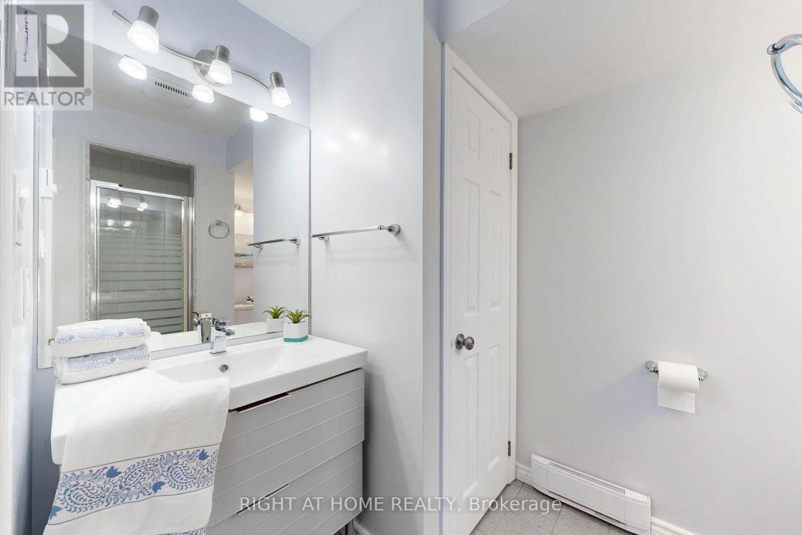 1329 SWEETBIRCH COURT Image 31