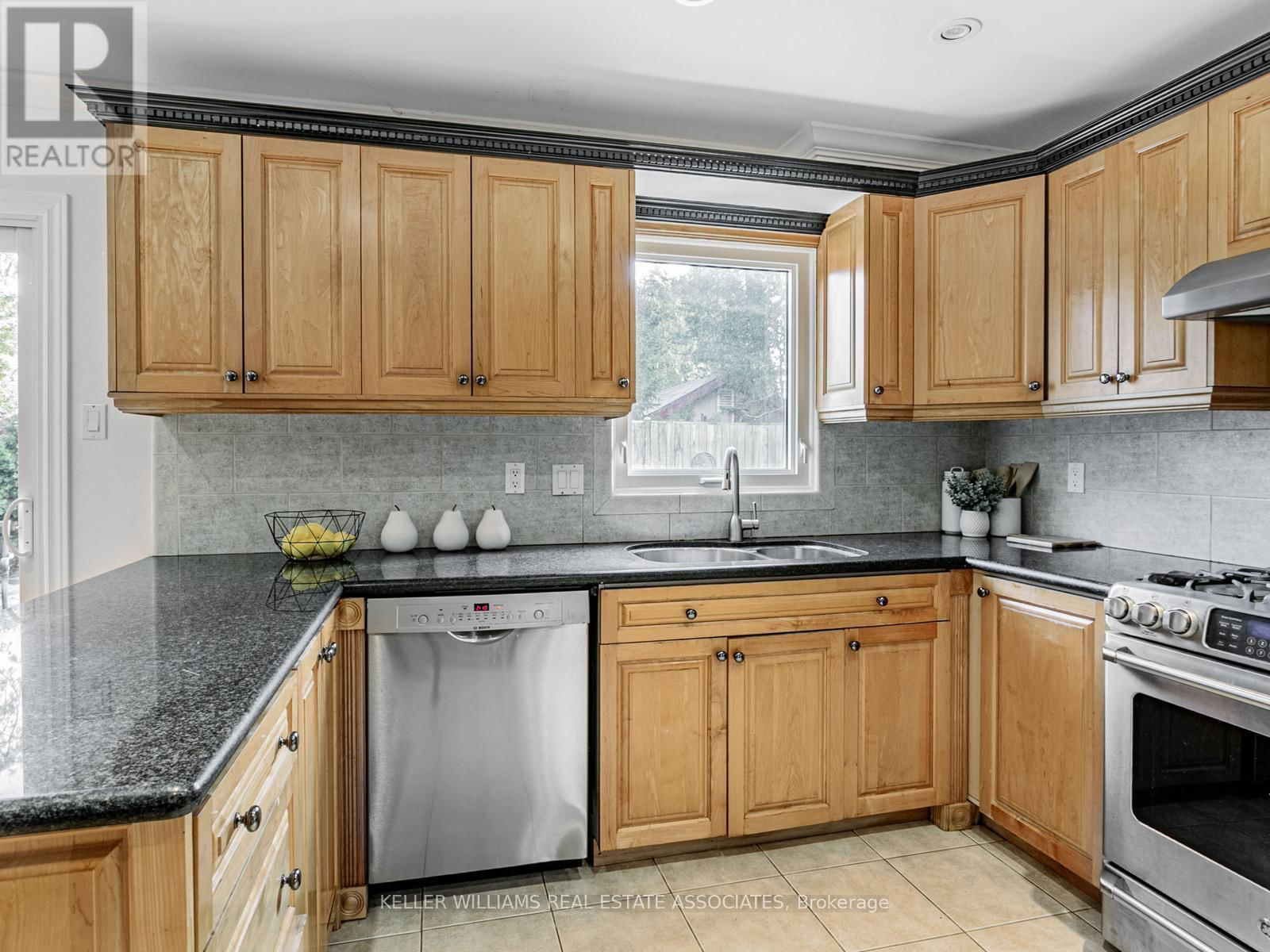 1308 CERMEL DRIVE Image 11