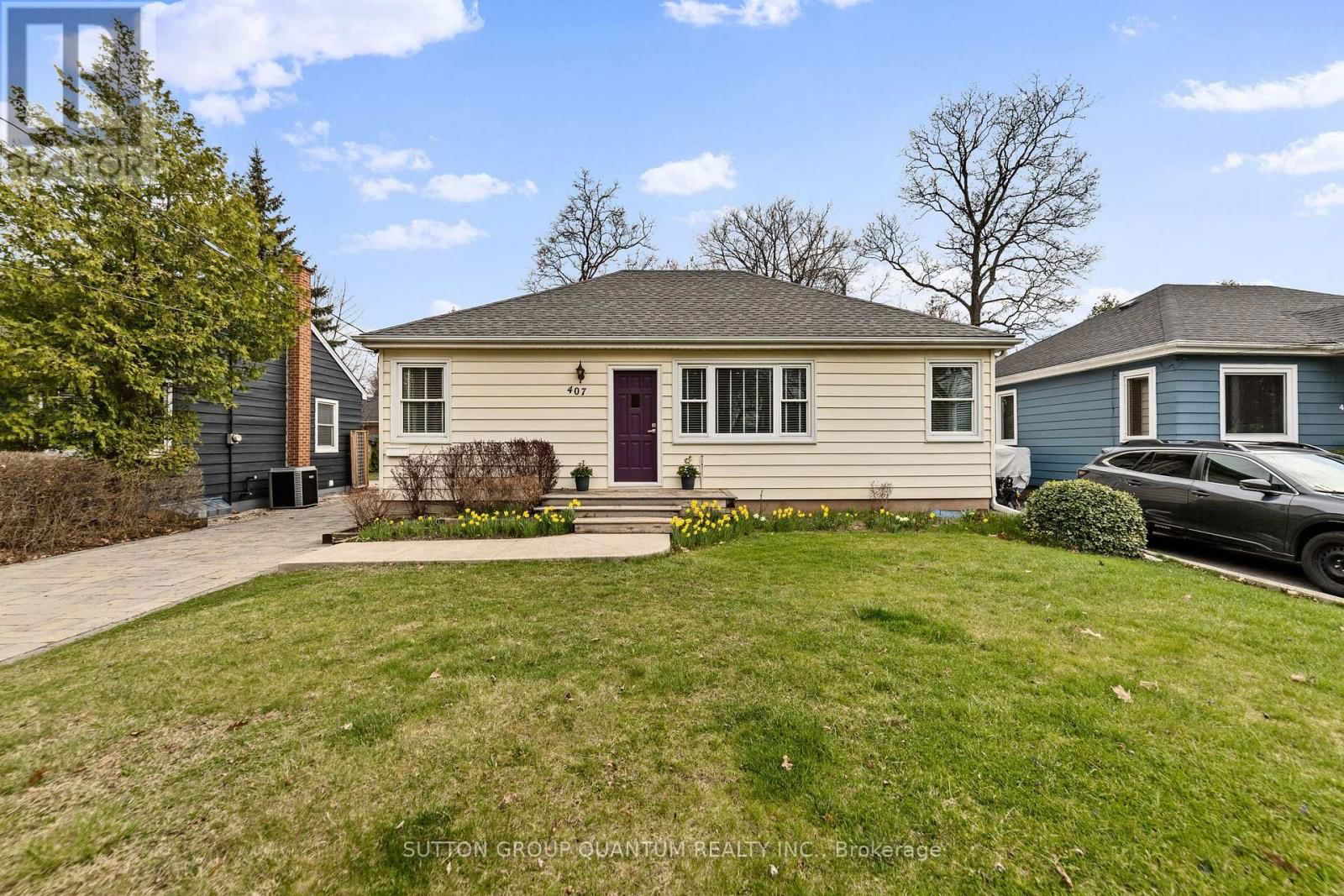 407 QUEEN MARY DRIVE Image 1
