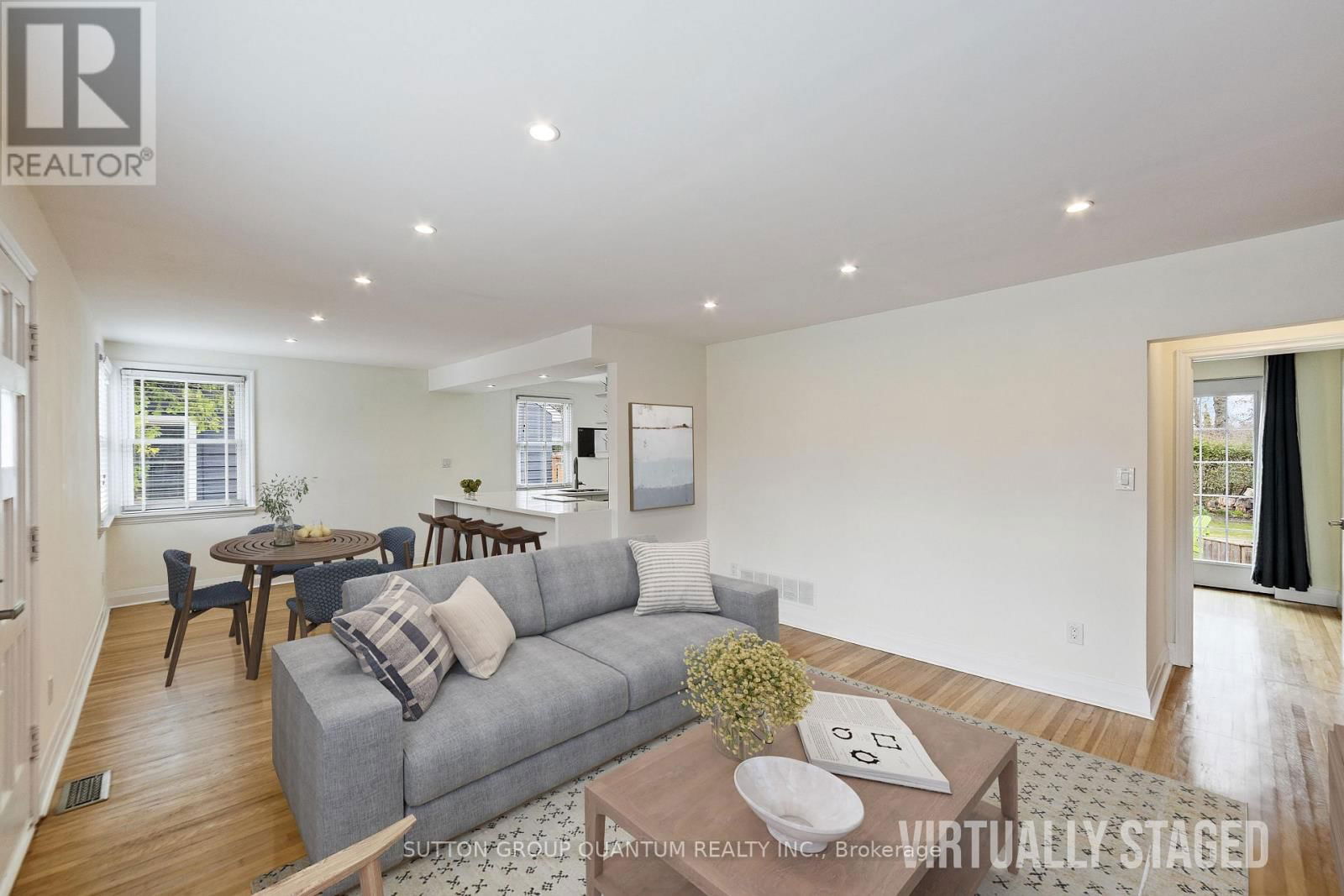 407 QUEEN MARY DRIVE Image 15
