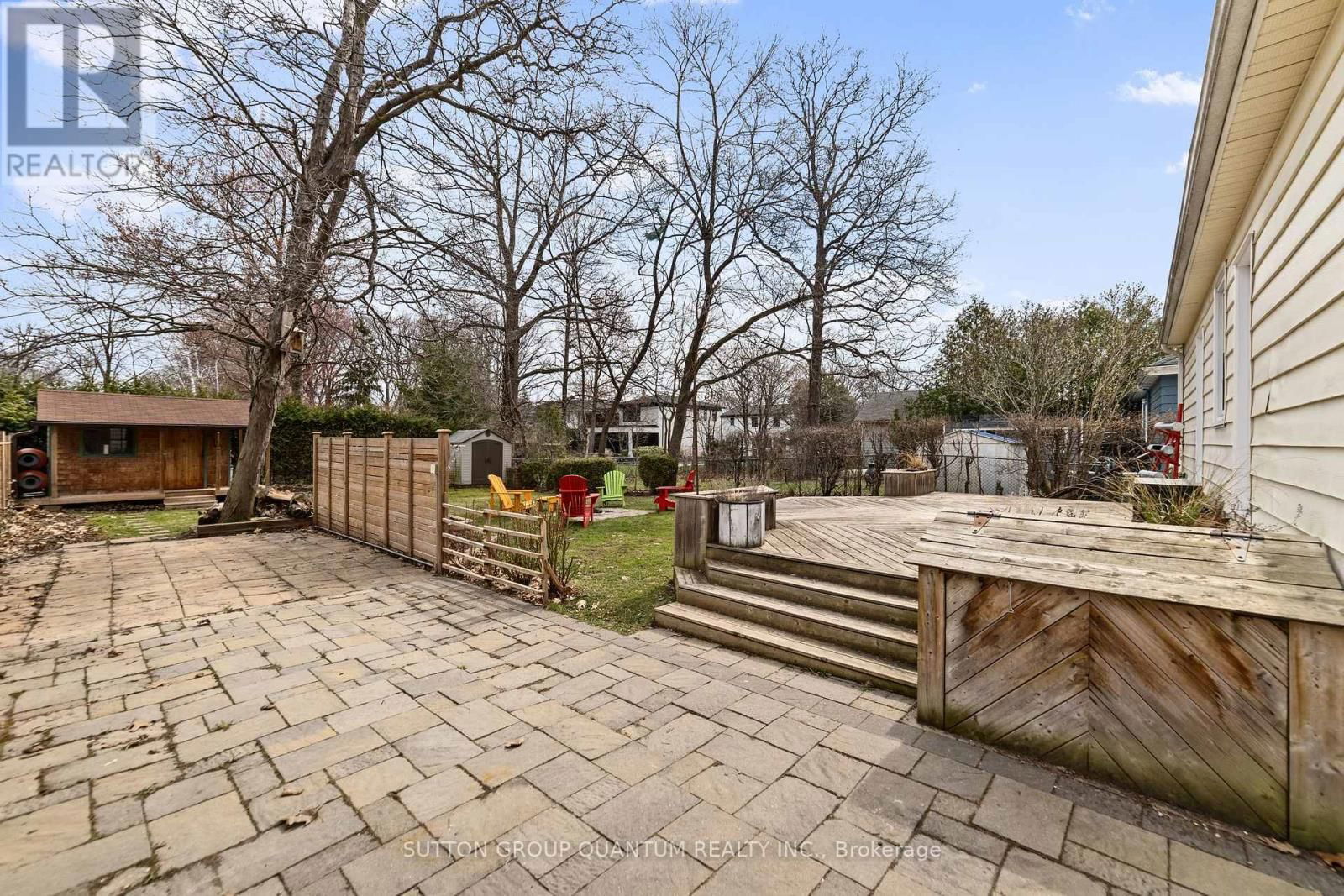407 QUEEN MARY DRIVE Image 34