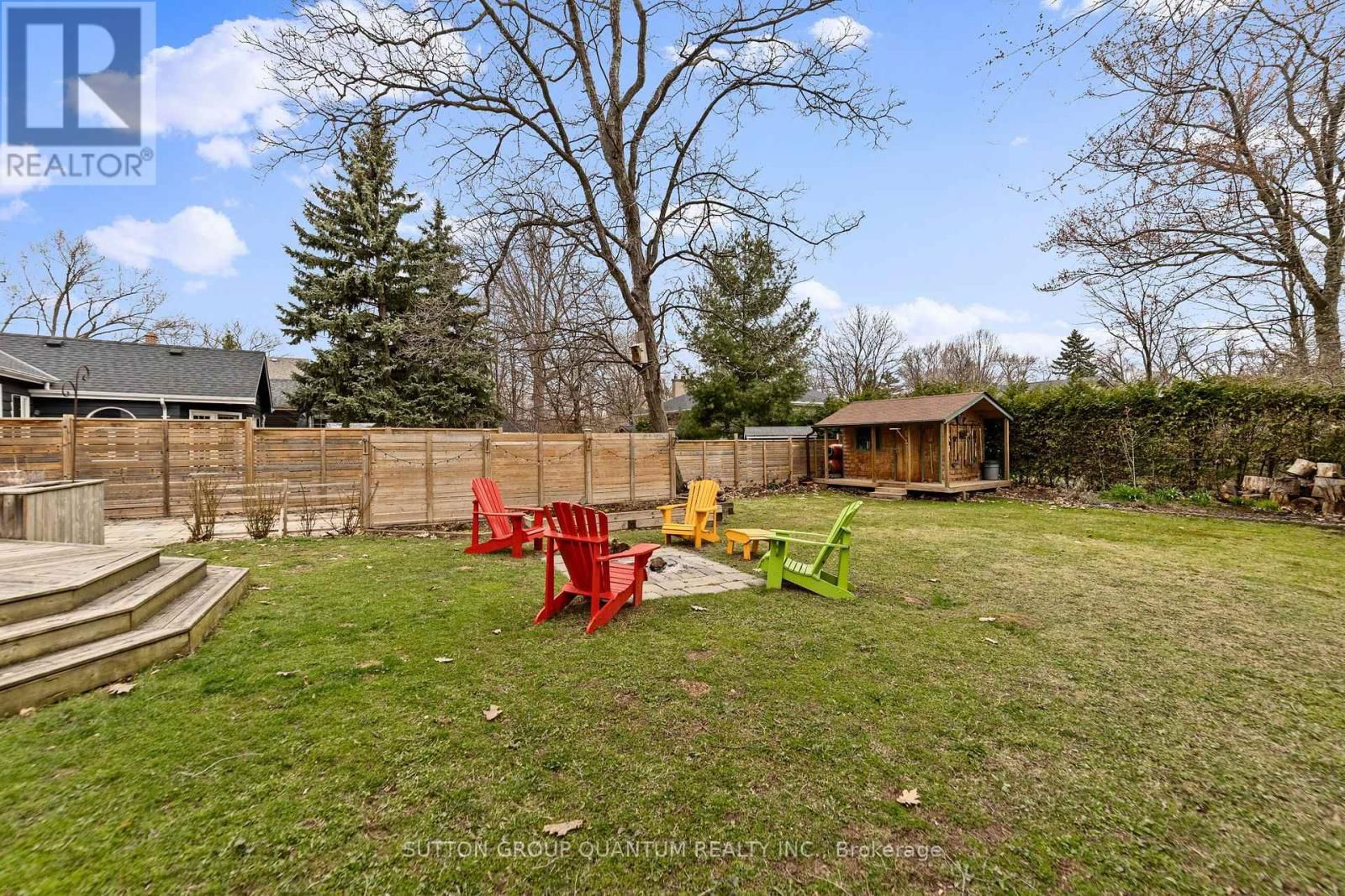 407 QUEEN MARY DRIVE Image 36