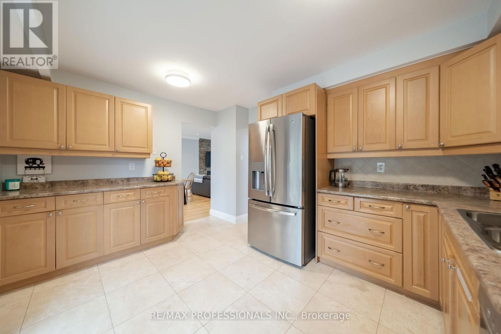 4199 GAYLING GARDENS Image 14