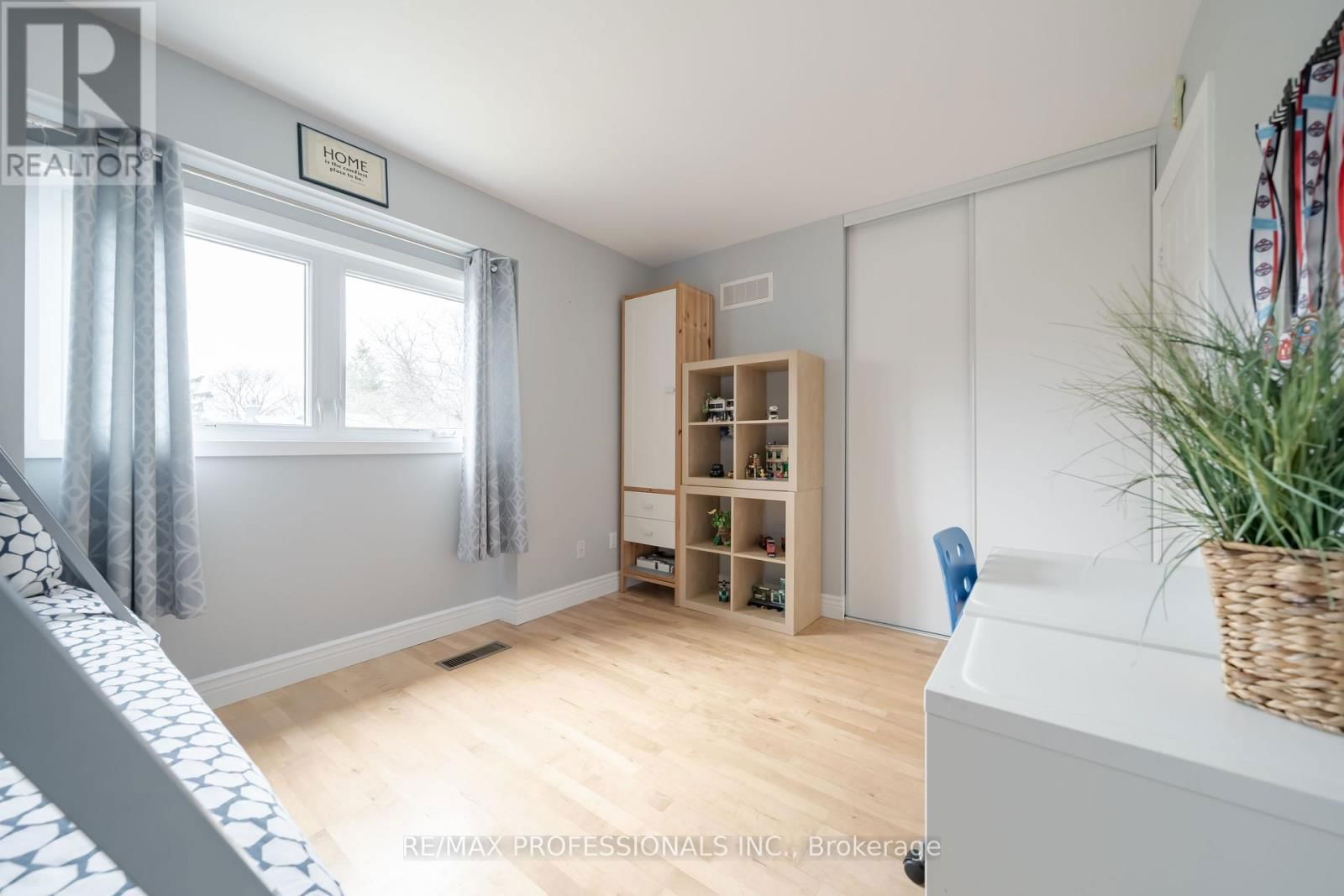 4199 GAYLING GARDENS Image 20