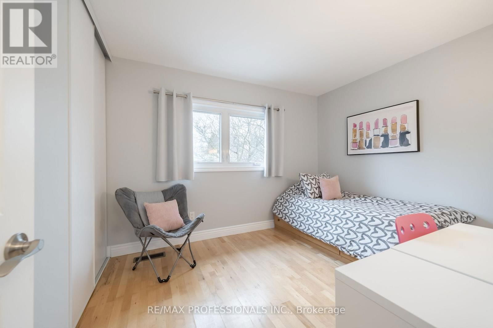 4199 GAYLING GARDENS Image 23