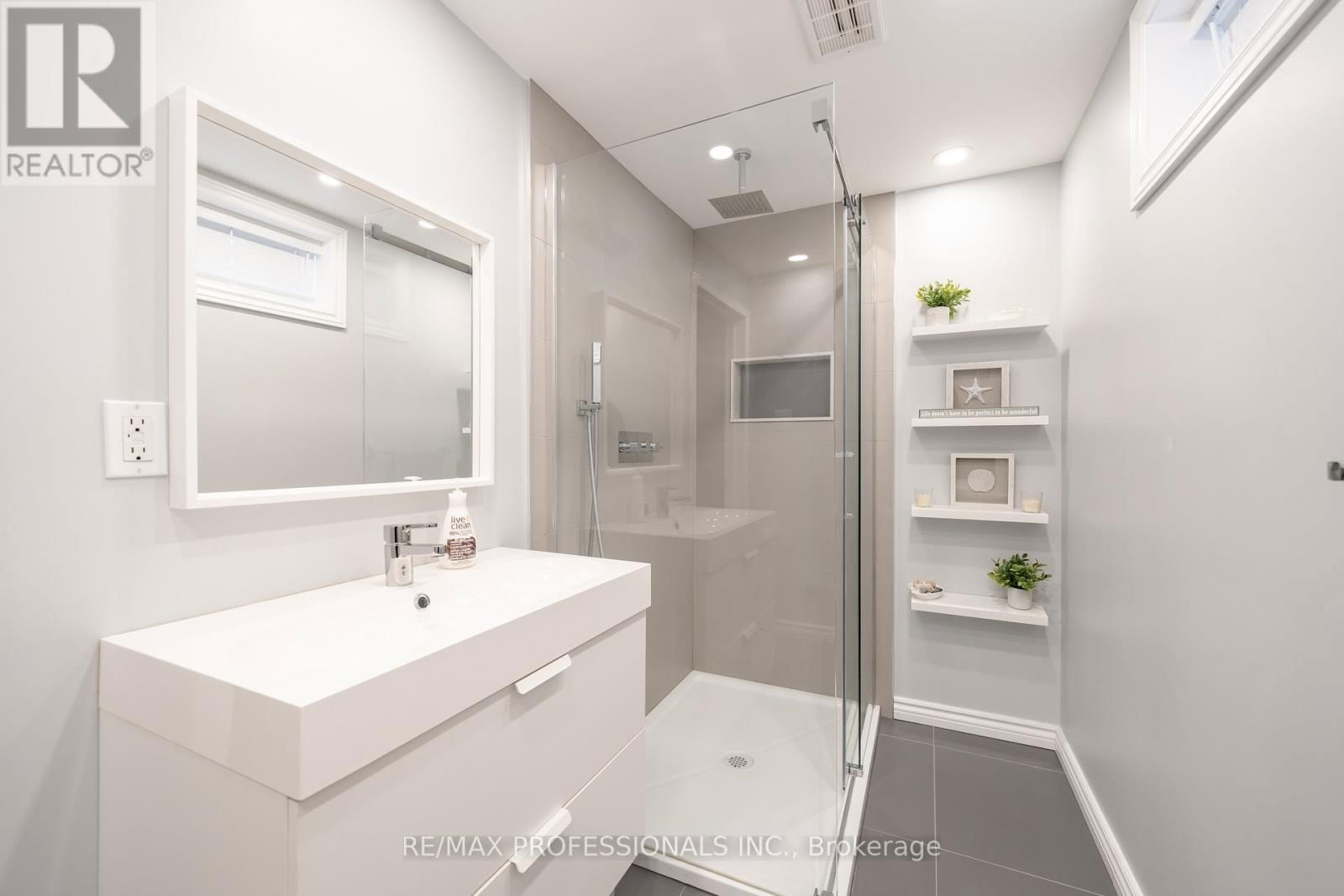 4199 GAYLING GARDENS Image 30