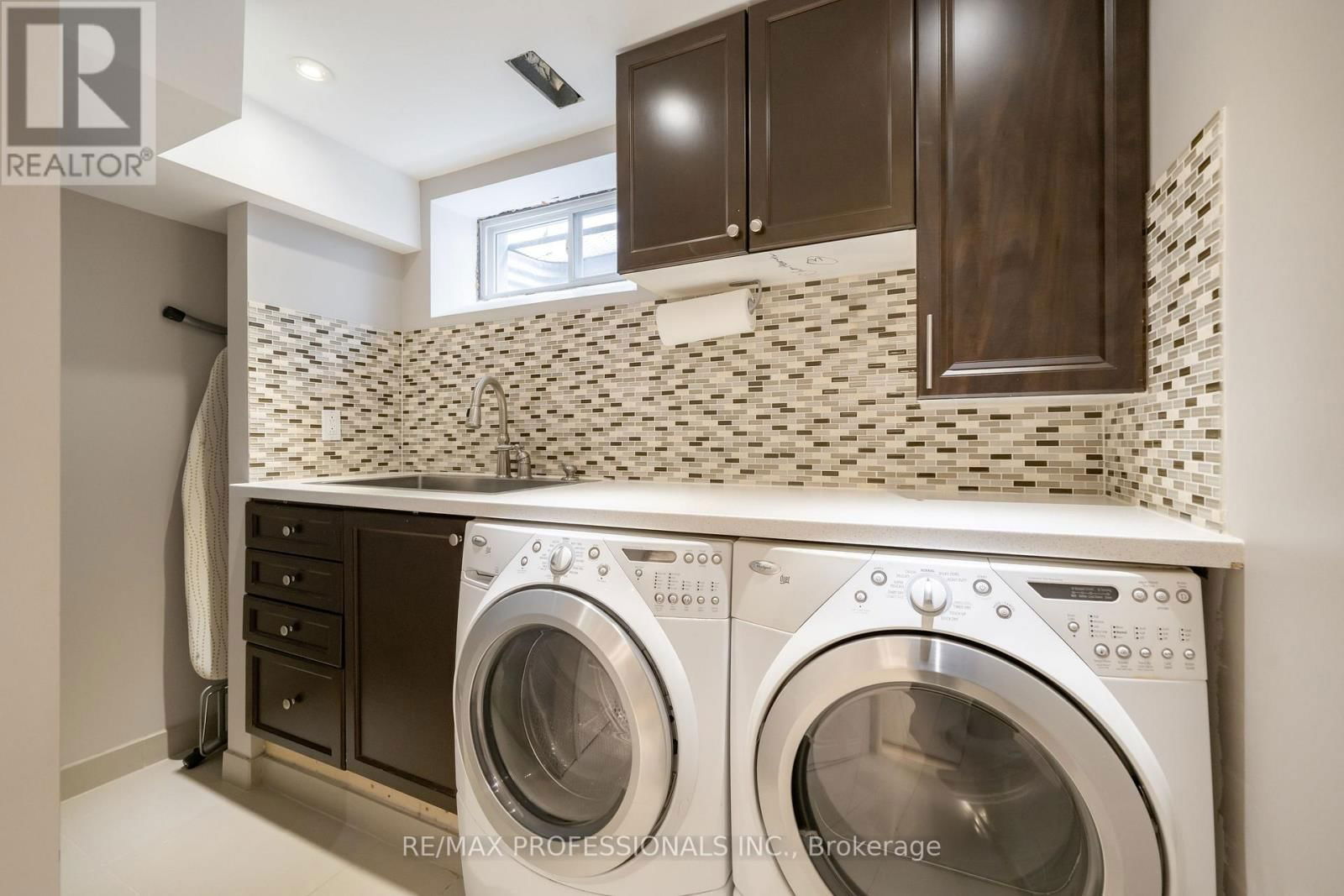 4199 GAYLING GARDENS Image 33