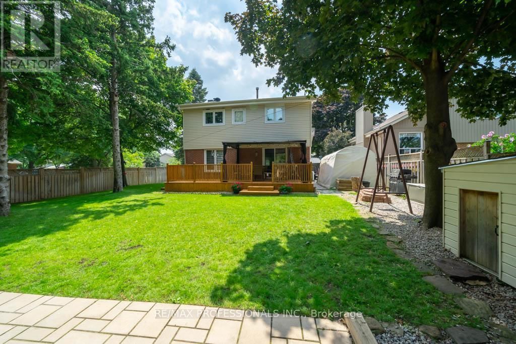 4199 GAYLING GARDENS Image 43