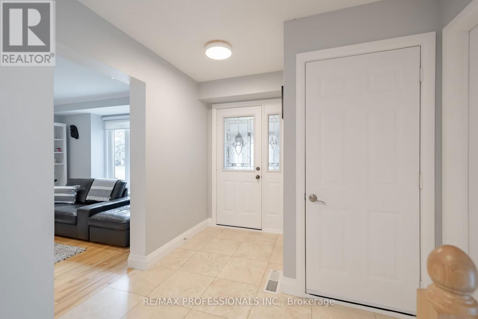 4199 GAYLING GARDENS Image 5