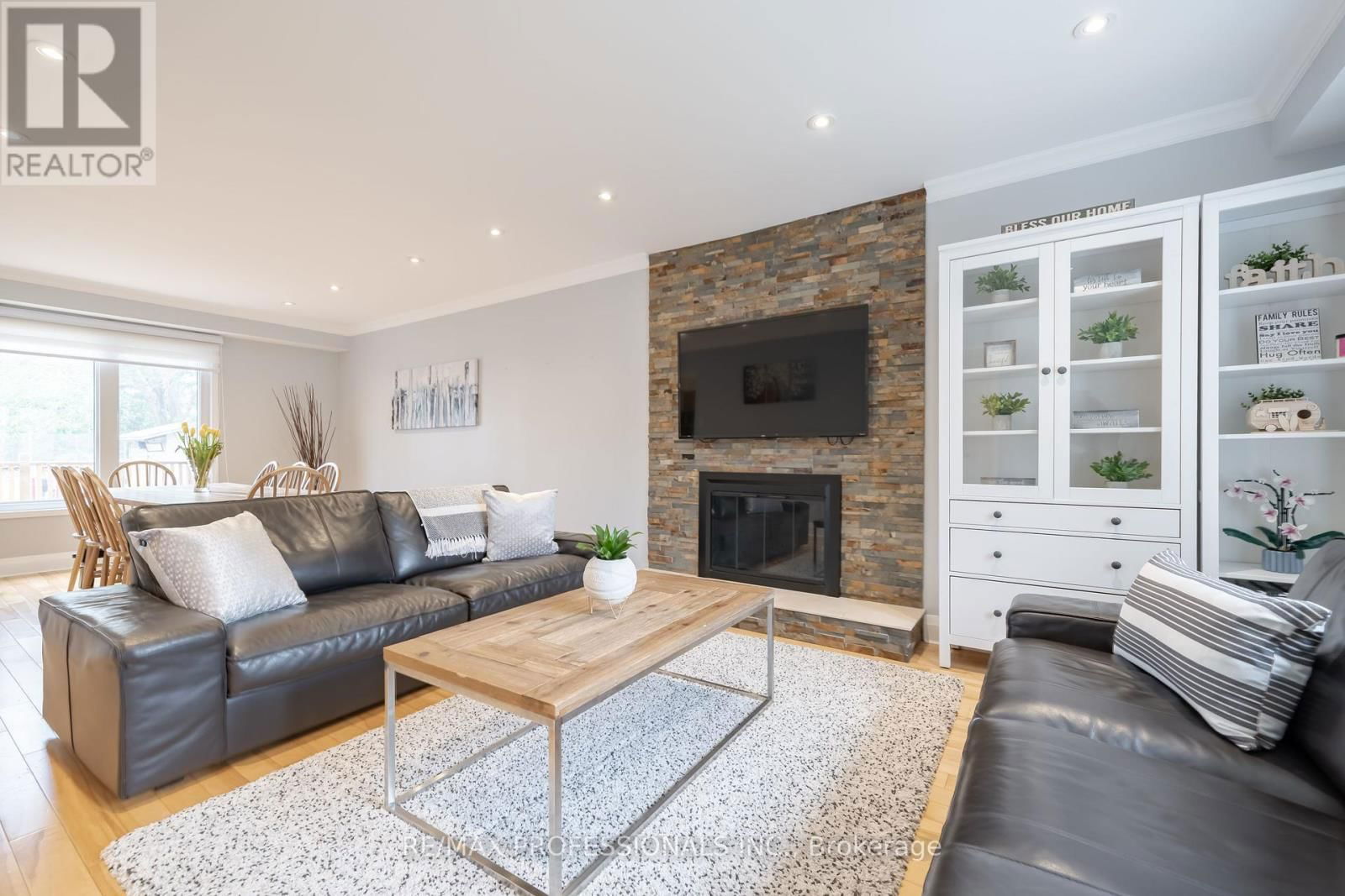 4199 GAYLING GARDENS Image 6