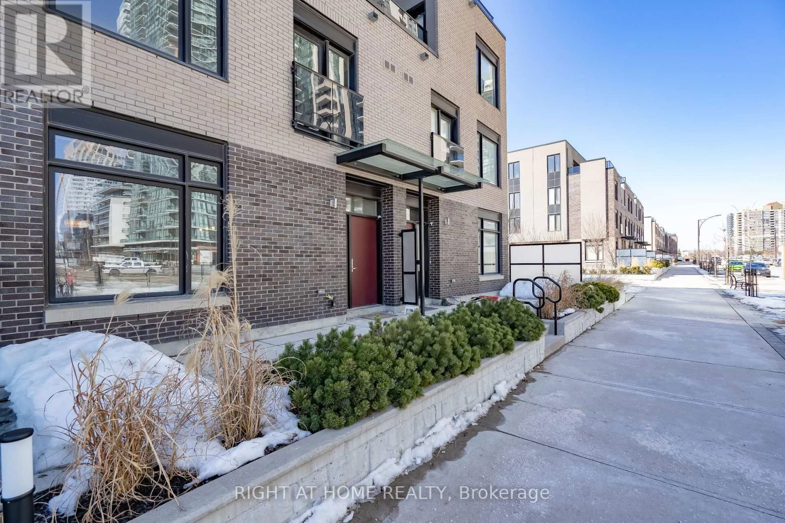 5 - 4030 PARKSIDE VILLAGE DRIVE Image 1