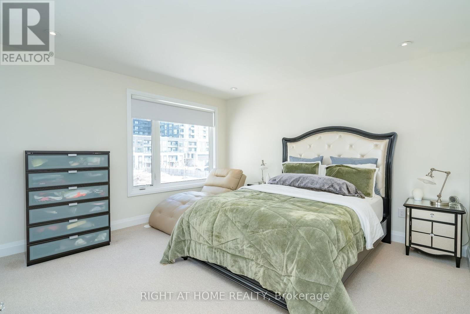 5 - 4030 PARKSIDE VILLAGE DRIVE Image 27