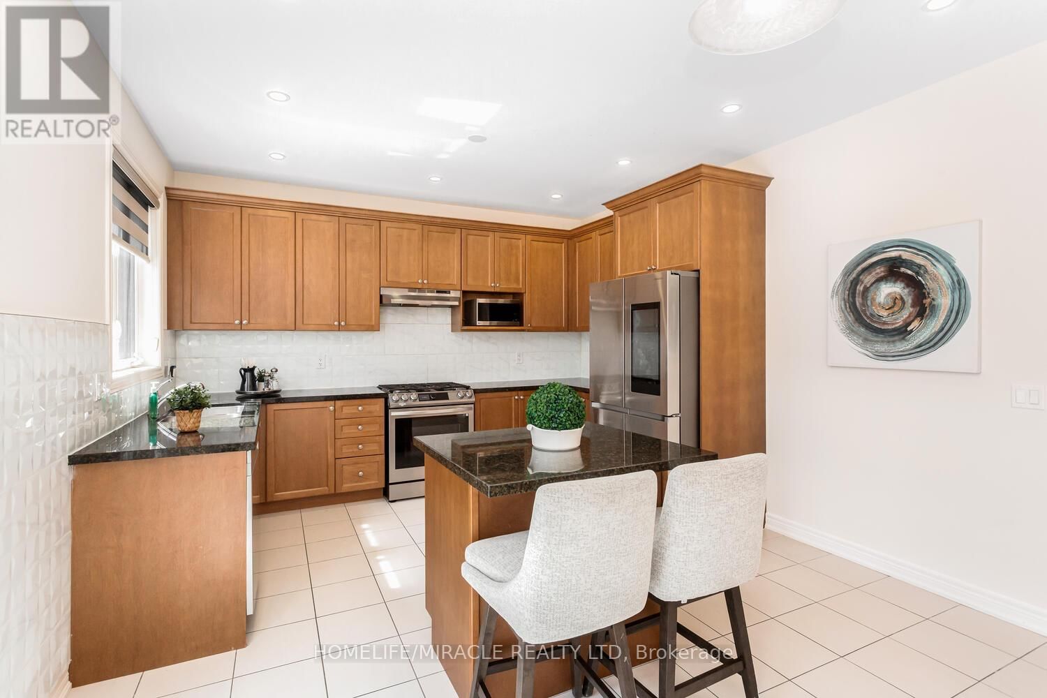 10 ELVERTON CRESCENT Image 18
