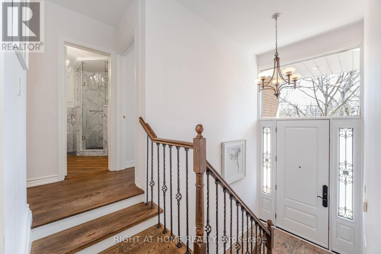 1005 DORMER STREET Image 24