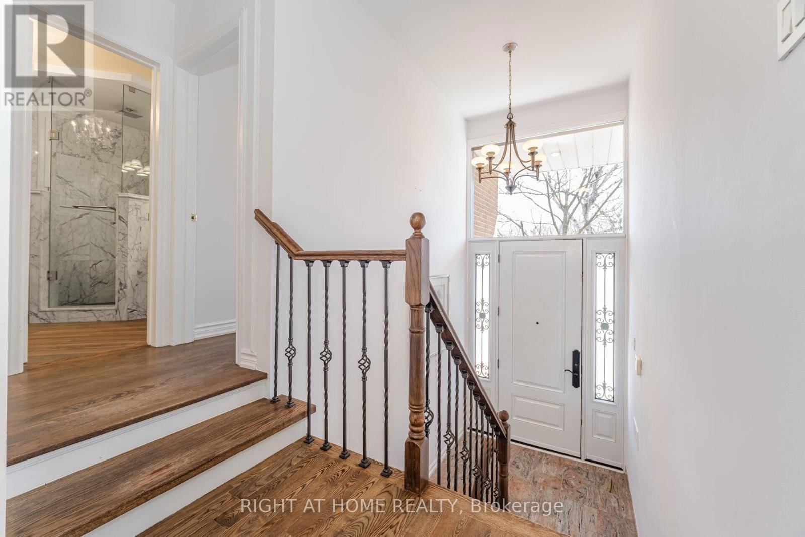 1005 DORMER STREET Image 5
