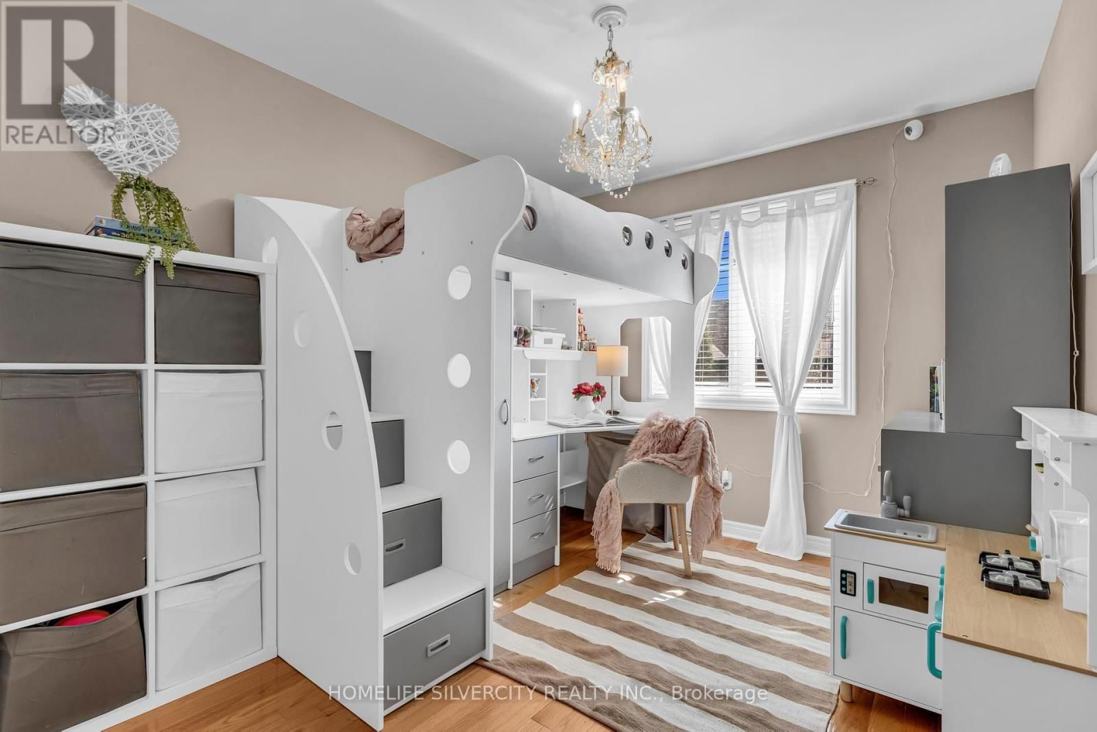 8 ORCHID DRIVE Image 22