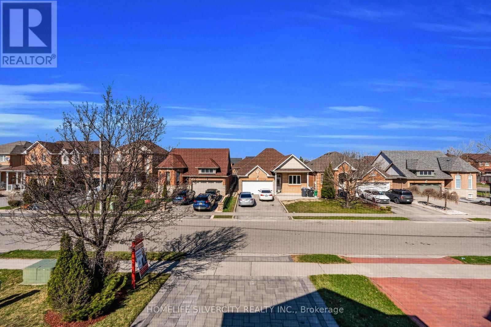 8 ORCHID DRIVE Image 30