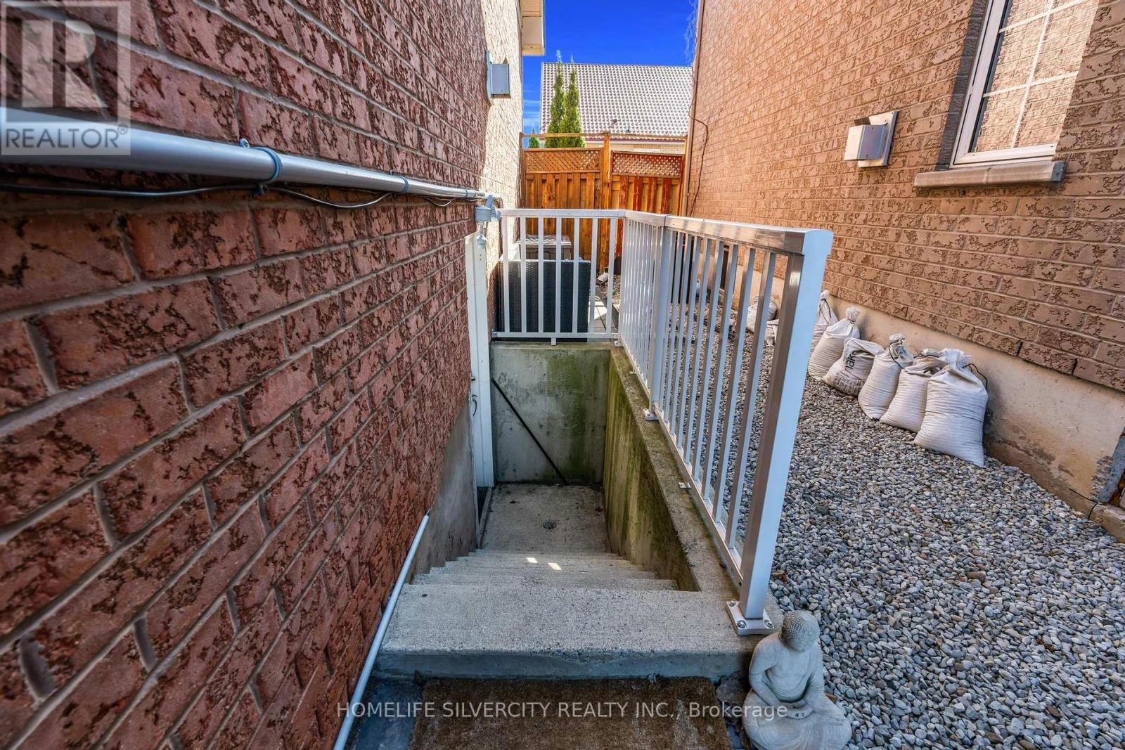 8 ORCHID DRIVE Image 42