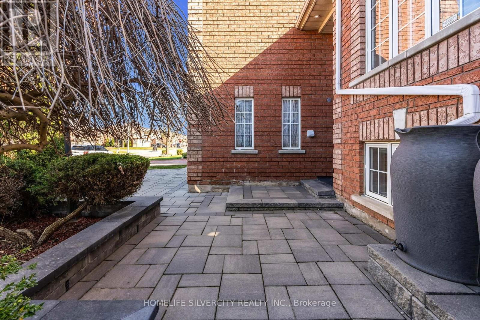 8 ORCHID DRIVE Image 48