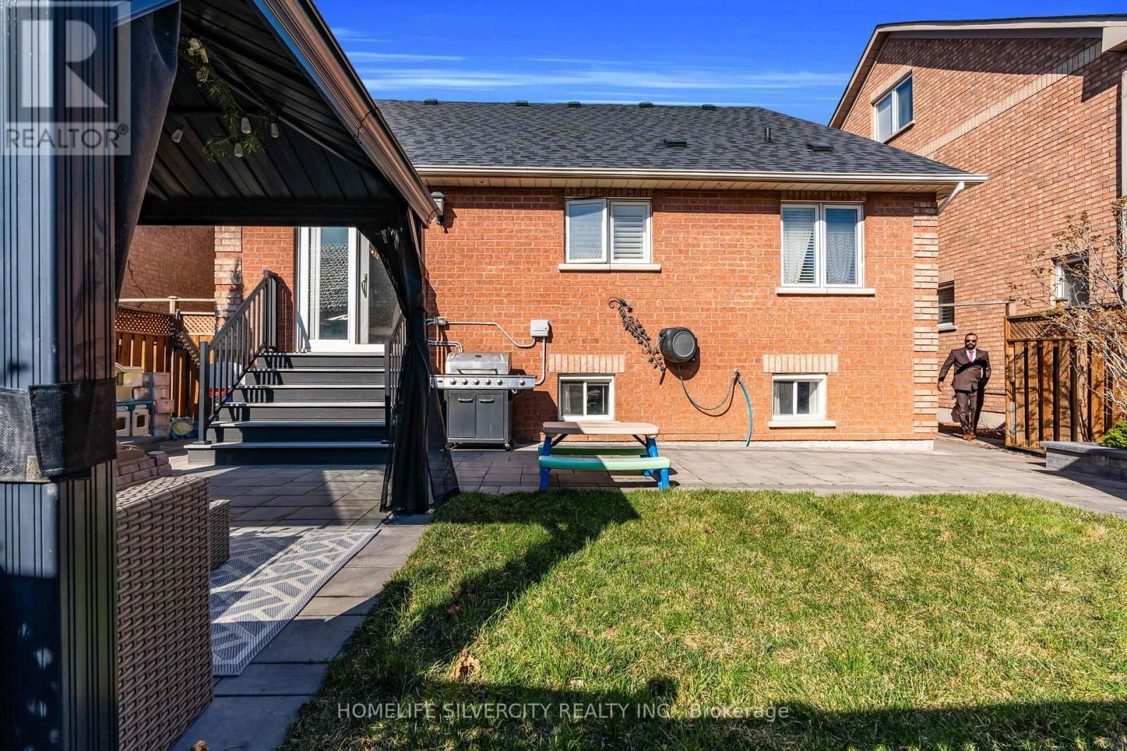 8 ORCHID DRIVE Image 49