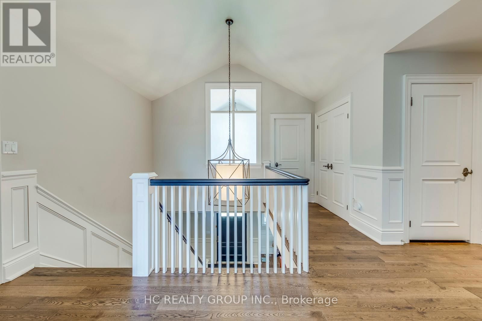 424 CAIRNCROFT ROAD Image 28