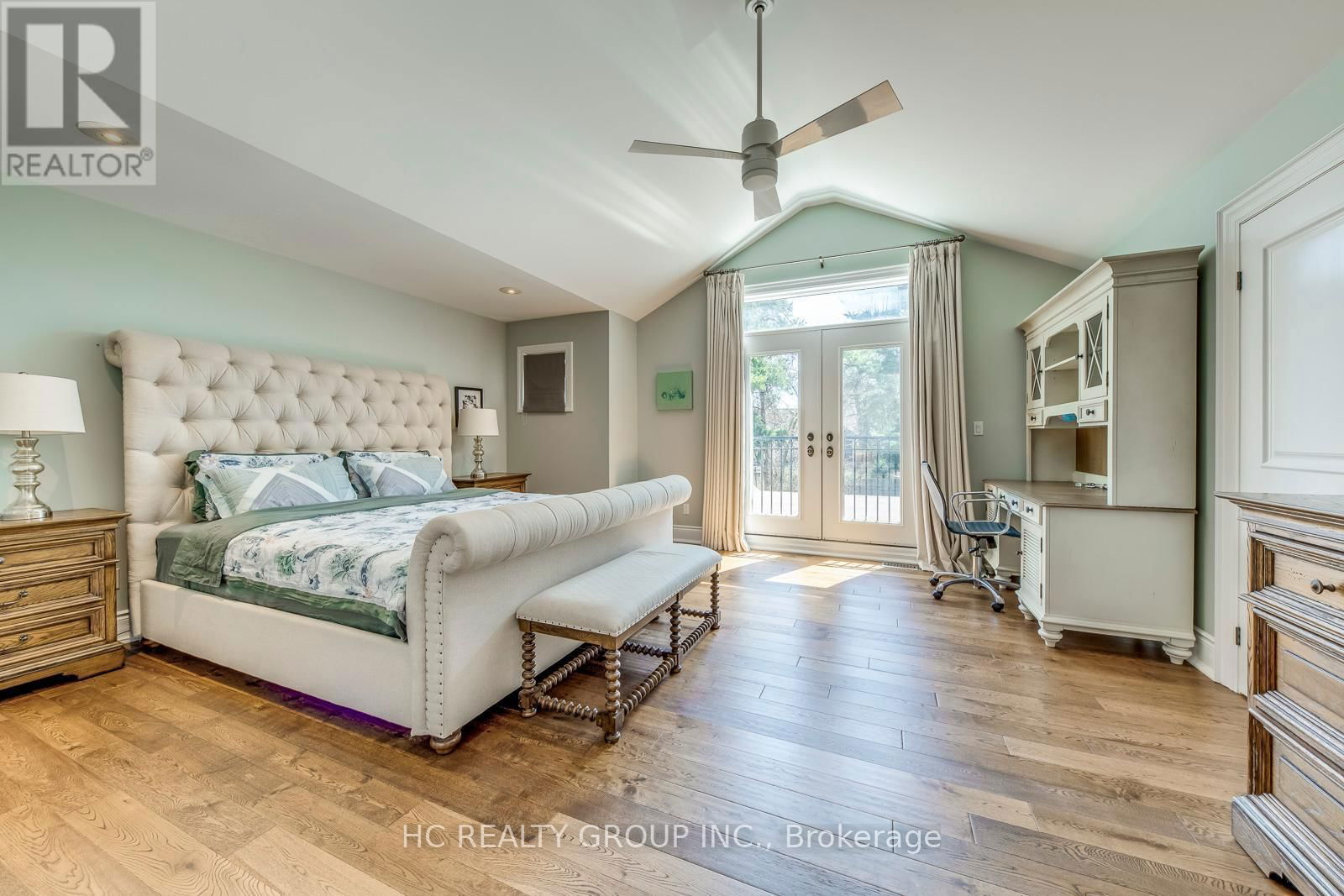 424 CAIRNCROFT ROAD Image 30