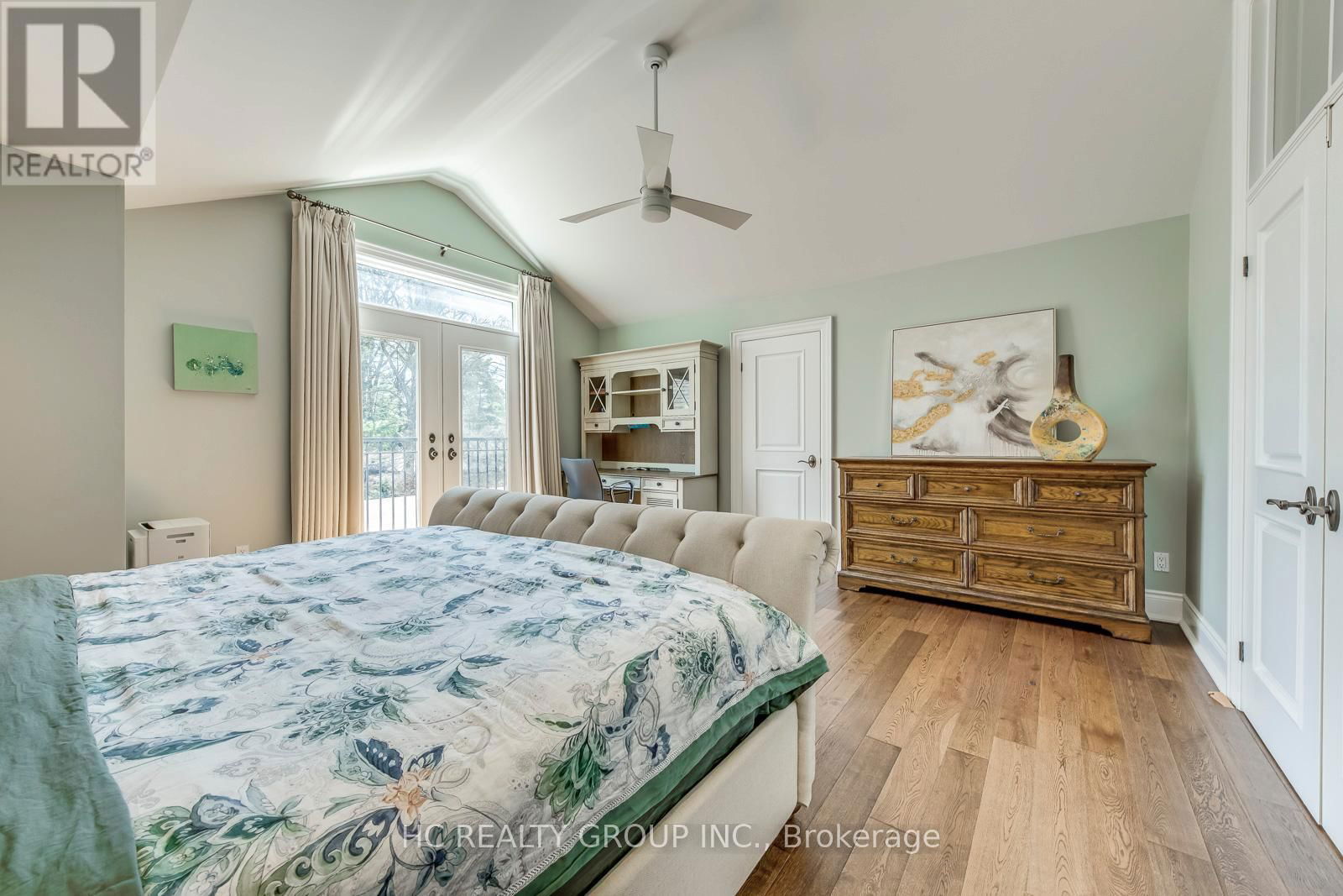 424 CAIRNCROFT ROAD Image 31