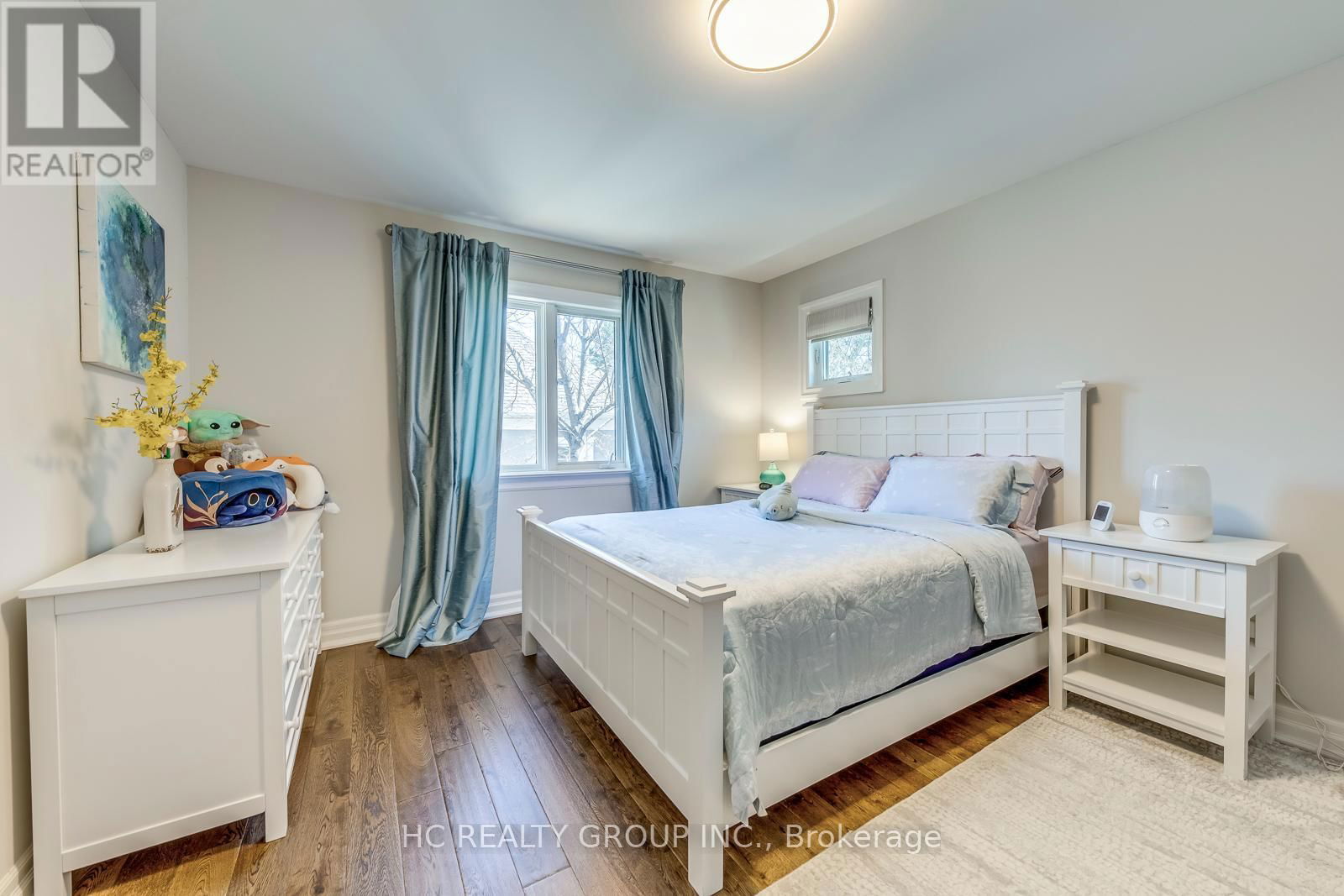 424 CAIRNCROFT ROAD Image 36
