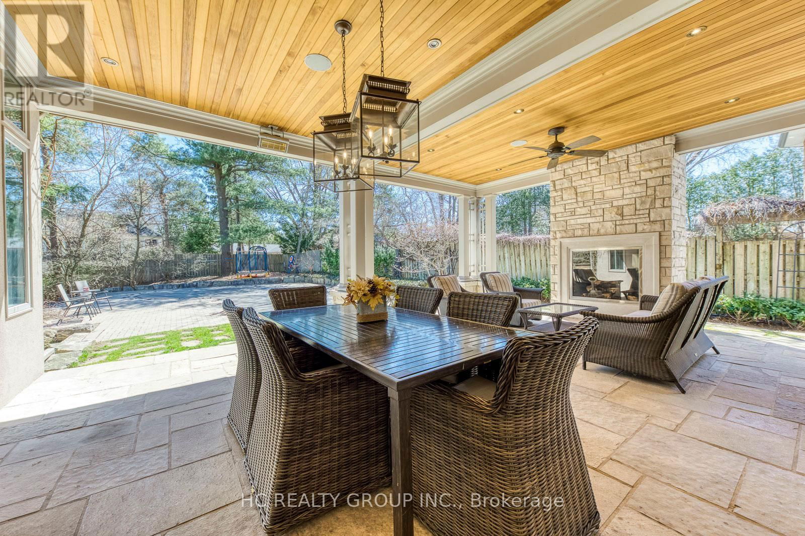 424 CAIRNCROFT ROAD Image 46