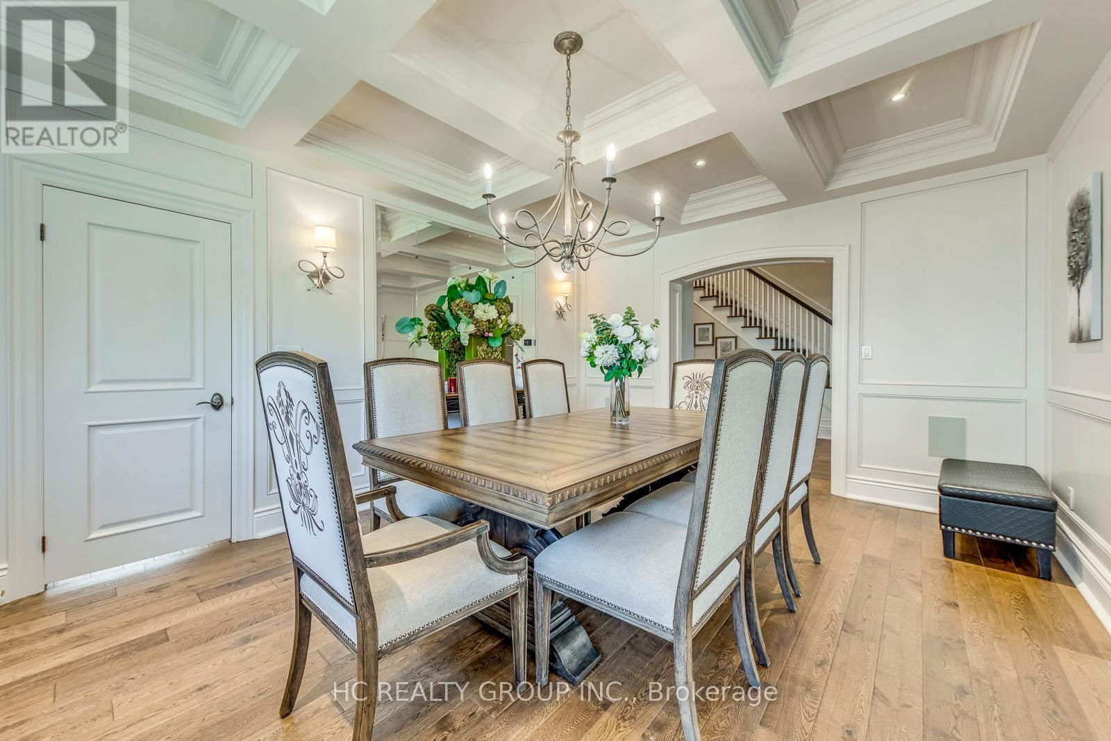 424 CAIRNCROFT ROAD Image 9