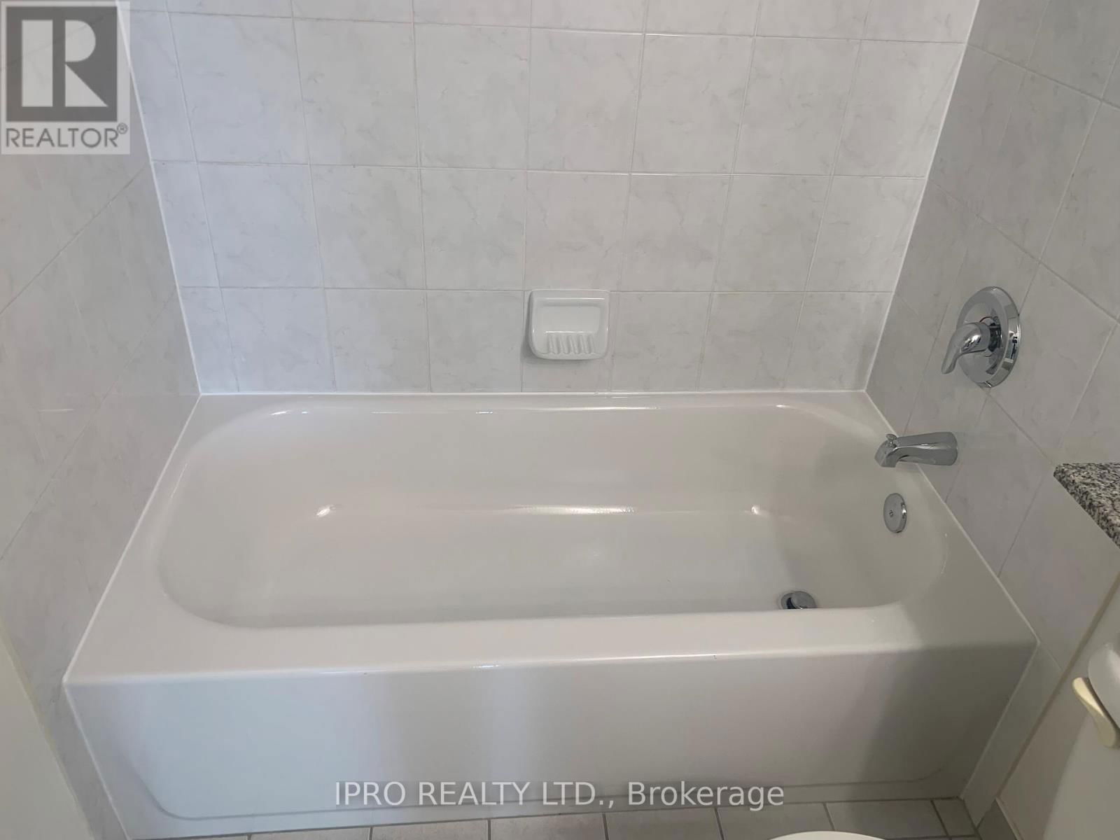 1604 - 4850 GLEN ERIN DRIVE Image 15