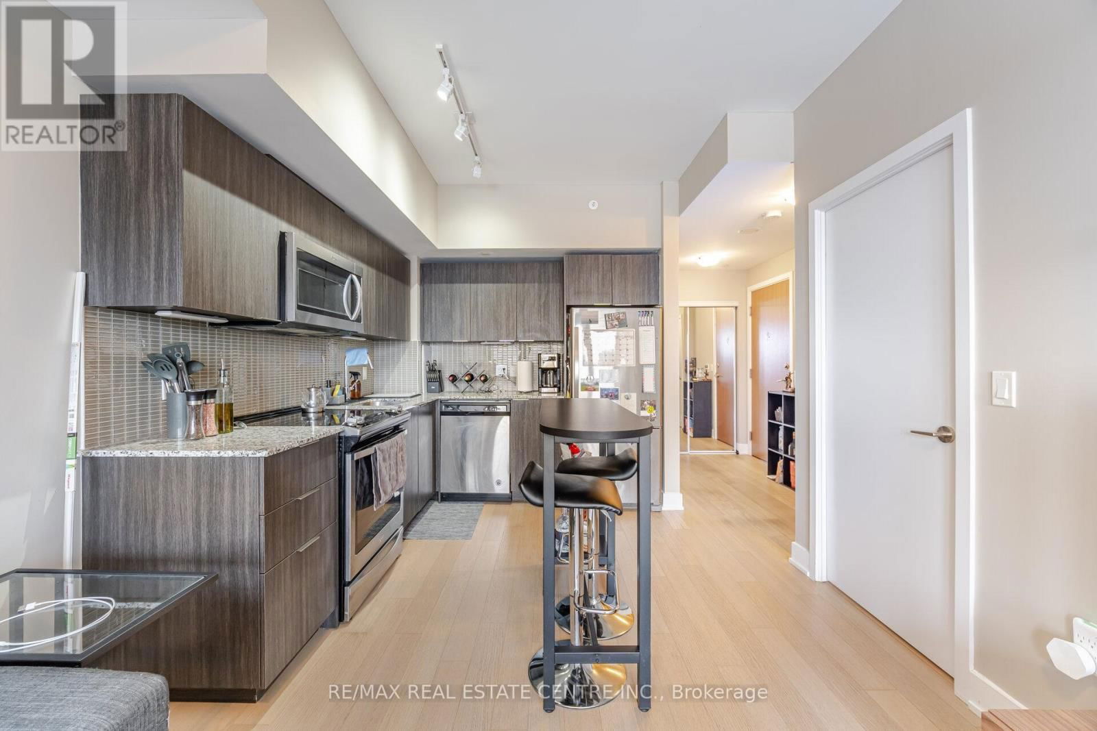 2622 - 30 SHORE BREEZE DRIVE Image 14