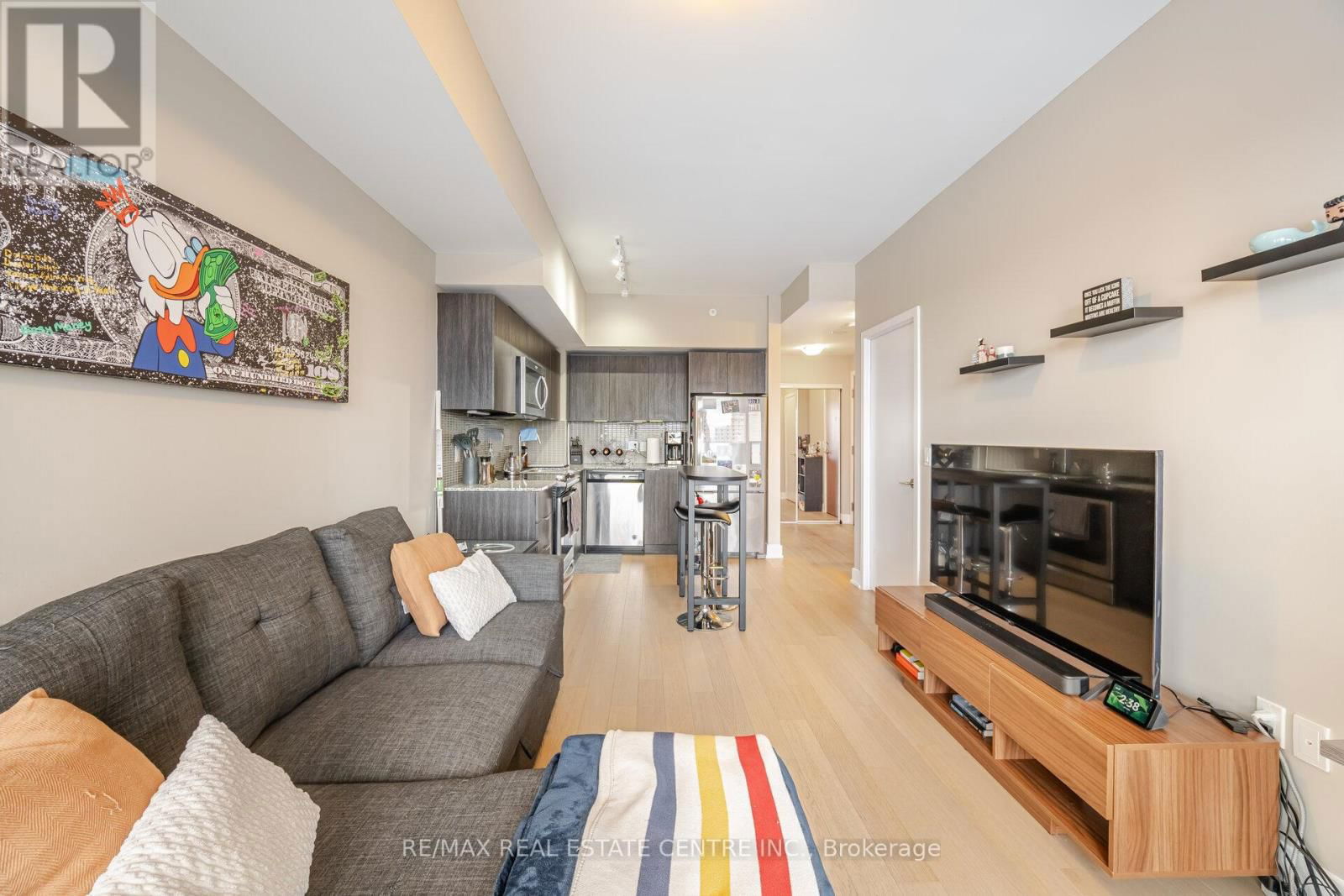 2622 - 30 SHORE BREEZE DRIVE Image 20